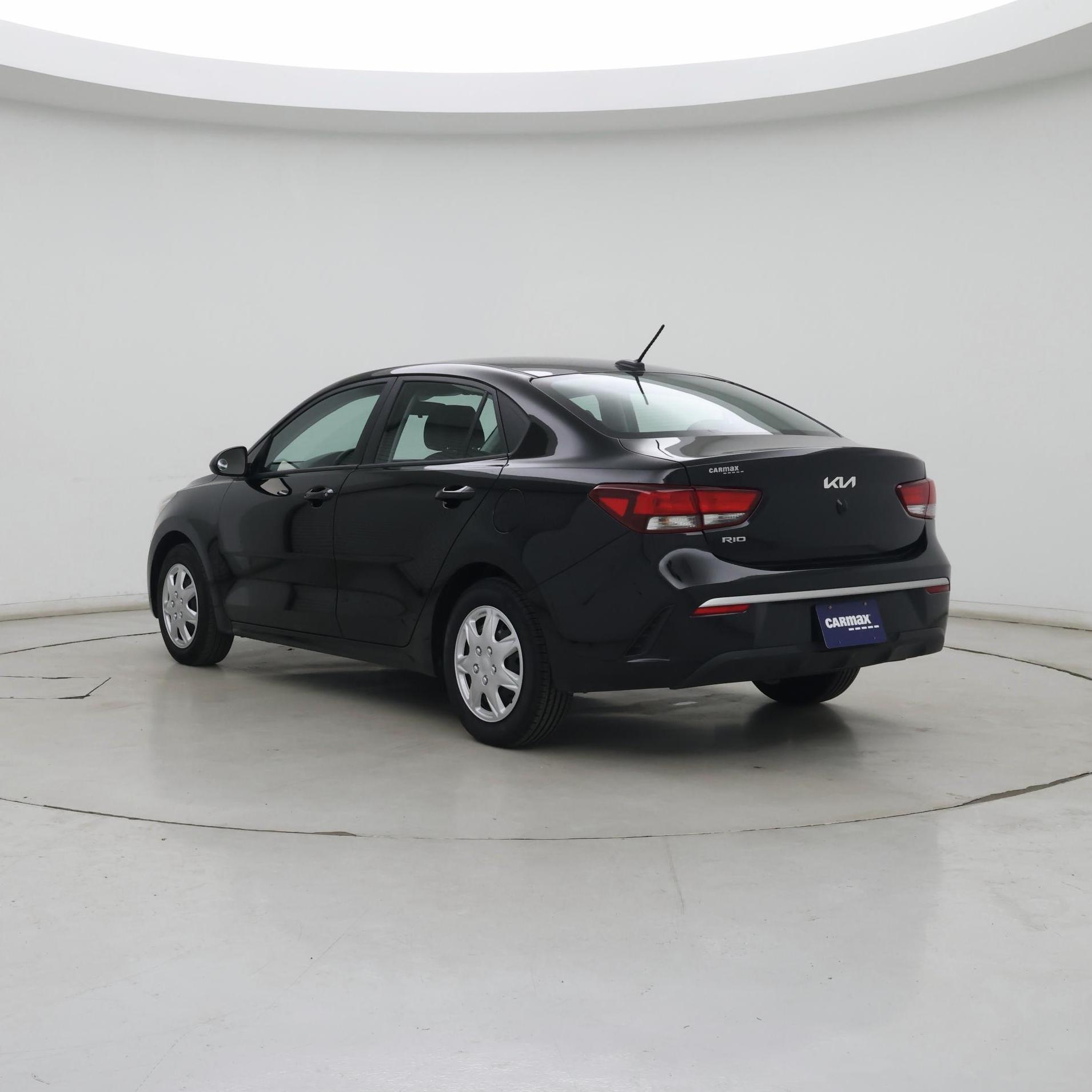 Thumbnail: 2022 Kia Rio - 2