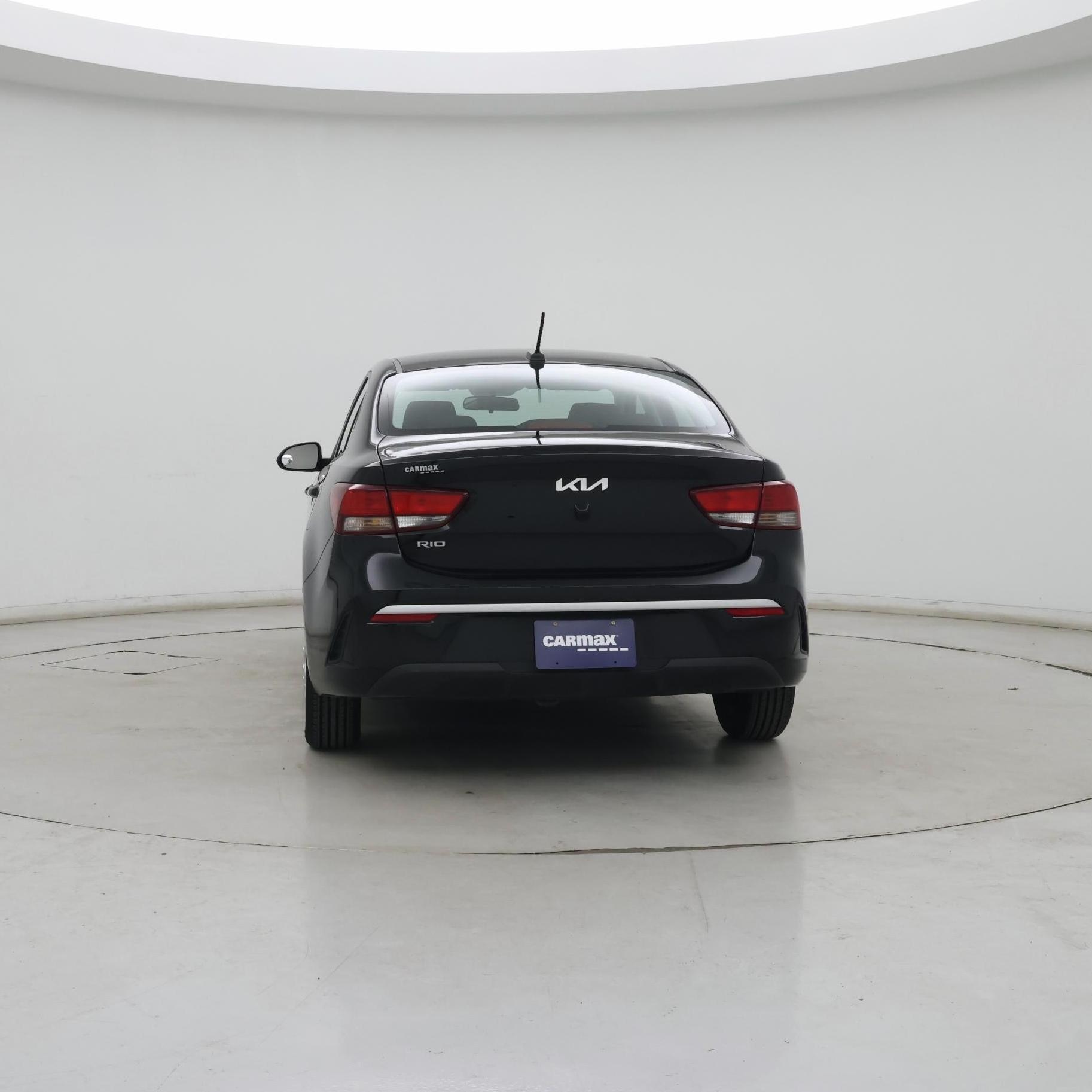 Thumbnail: 2022 Kia Rio - 6