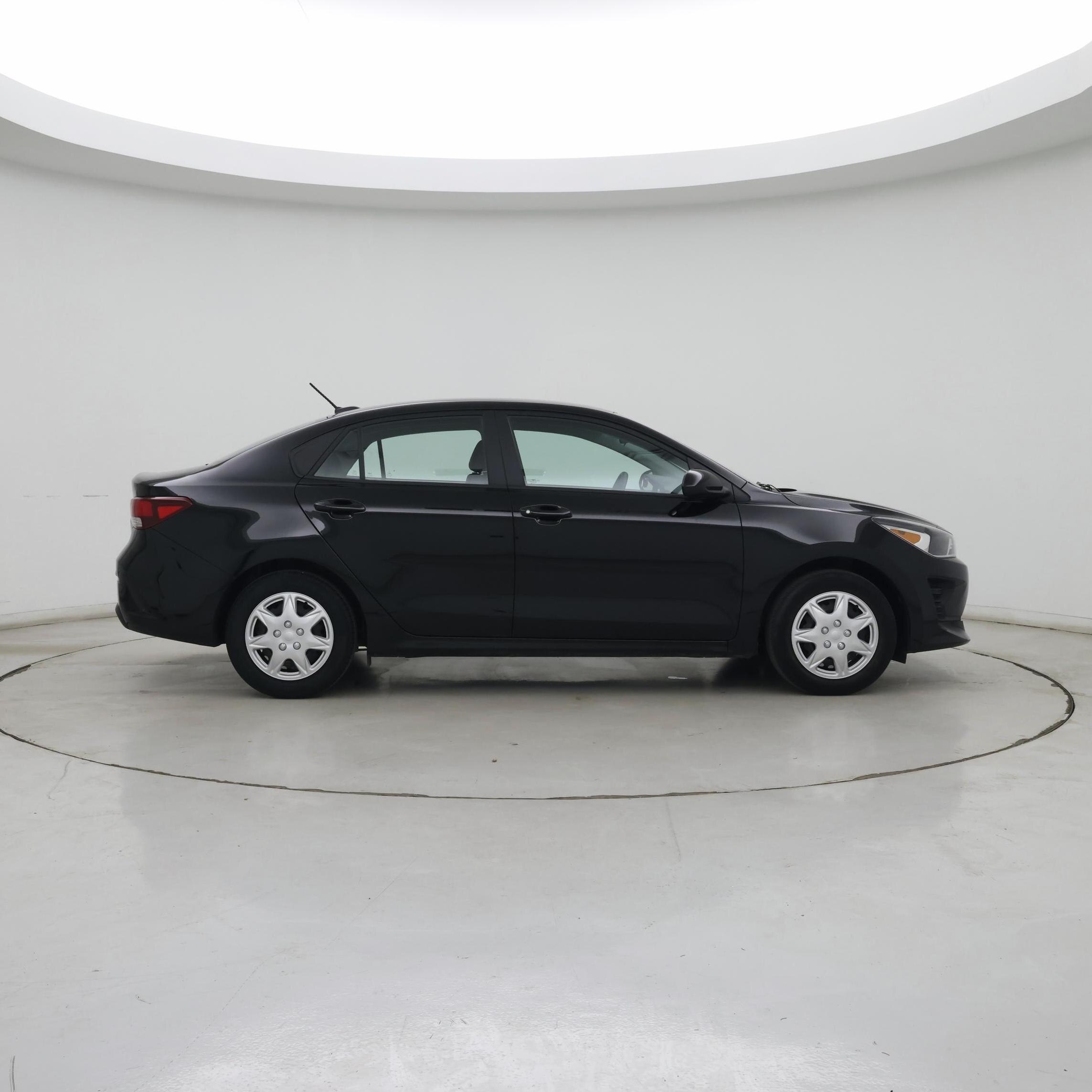 Thumbnail: 2022 Kia Rio - 7