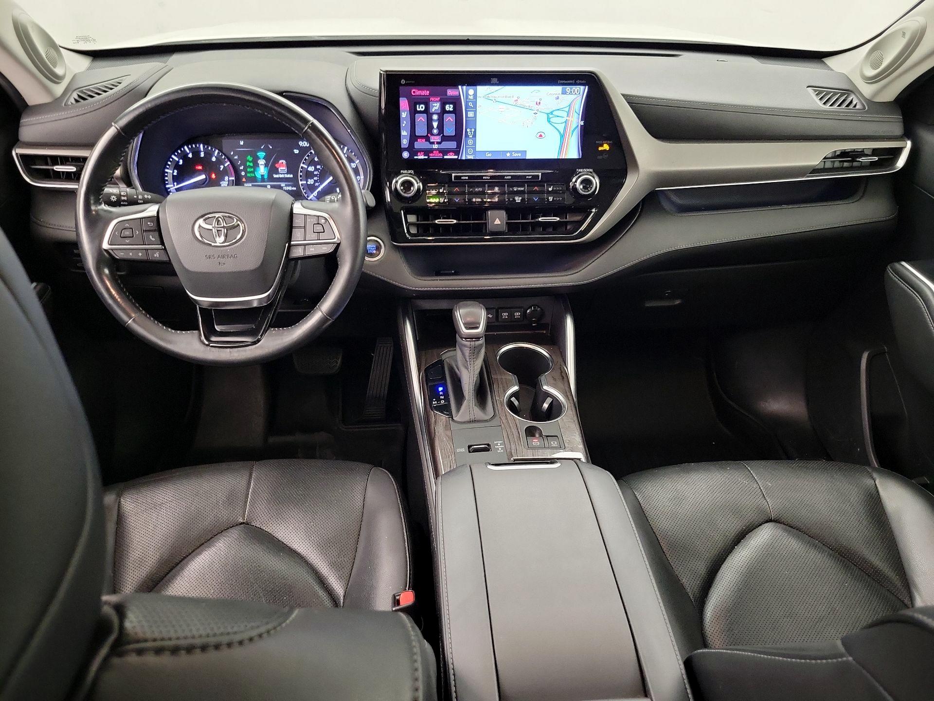 Thumbnail: 2020 Toyota Highlander - 9