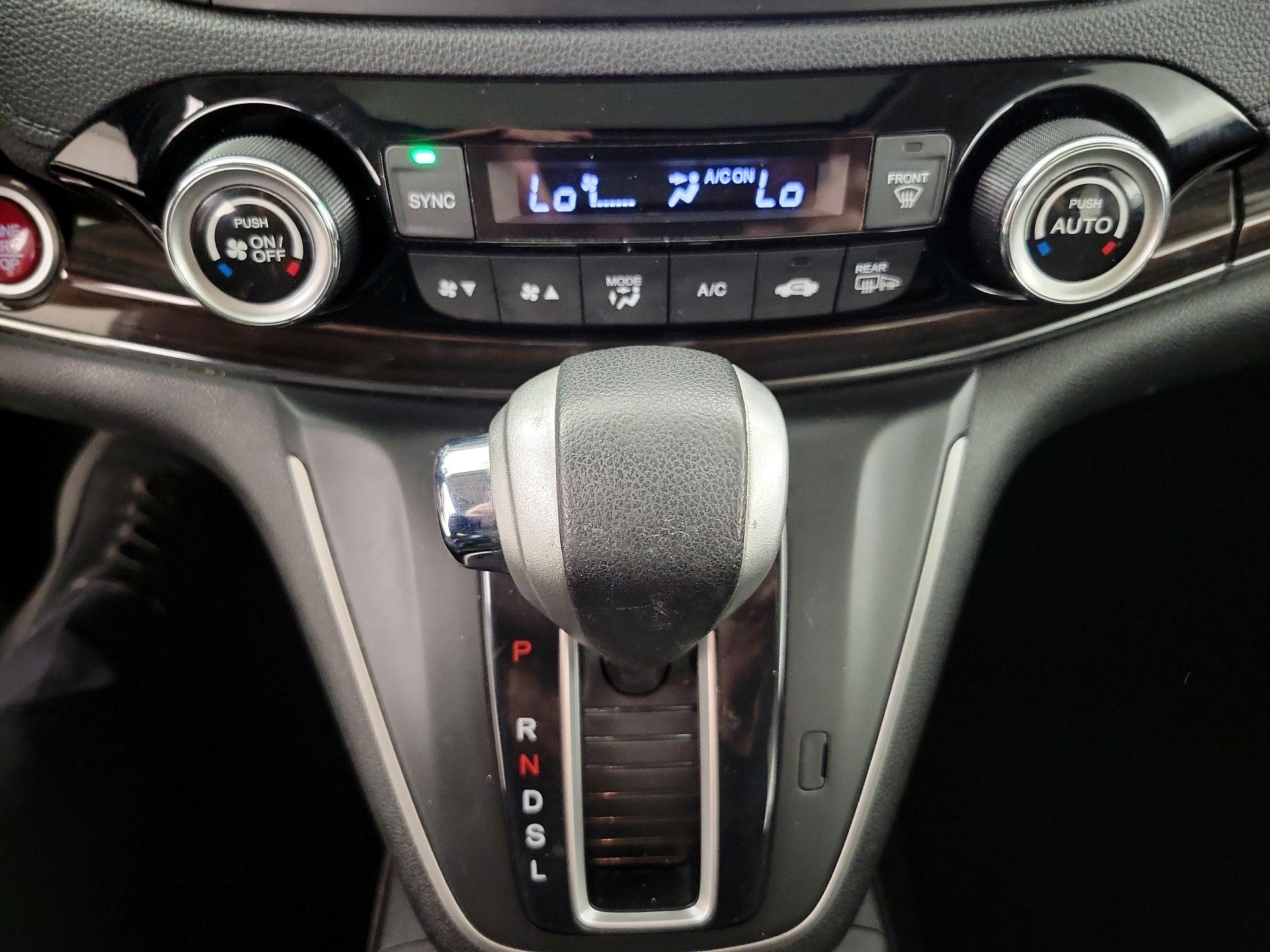 Thumbnail: 2015 Honda CR-V - 16