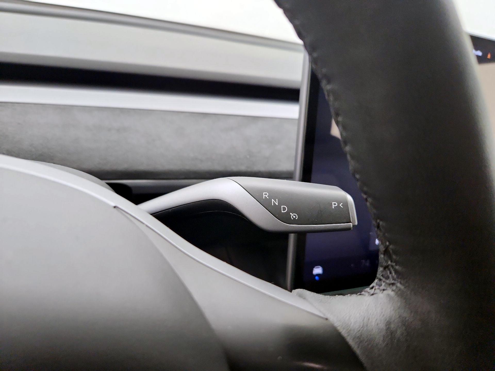 Thumbnail: 2023 Tesla Model 3 - 15