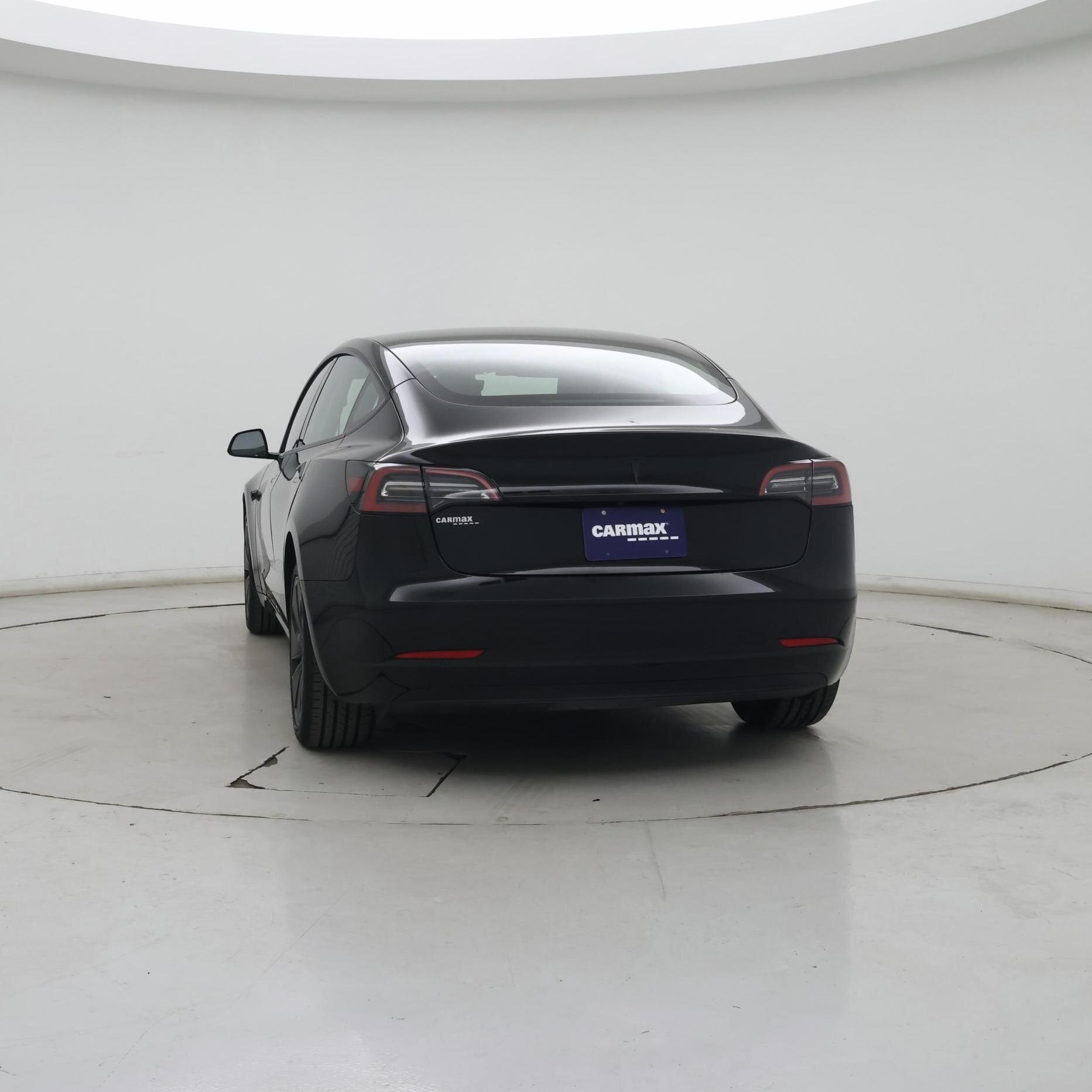 Thumbnail: 2023 Tesla Model 3 - 2