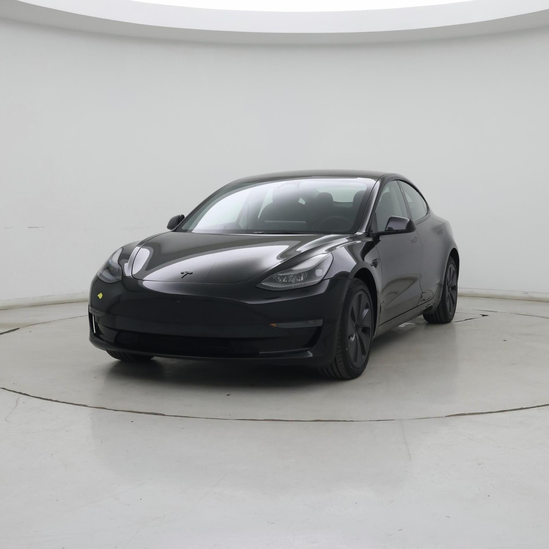 Thumbnail: 2023 Tesla Model 3 - 5