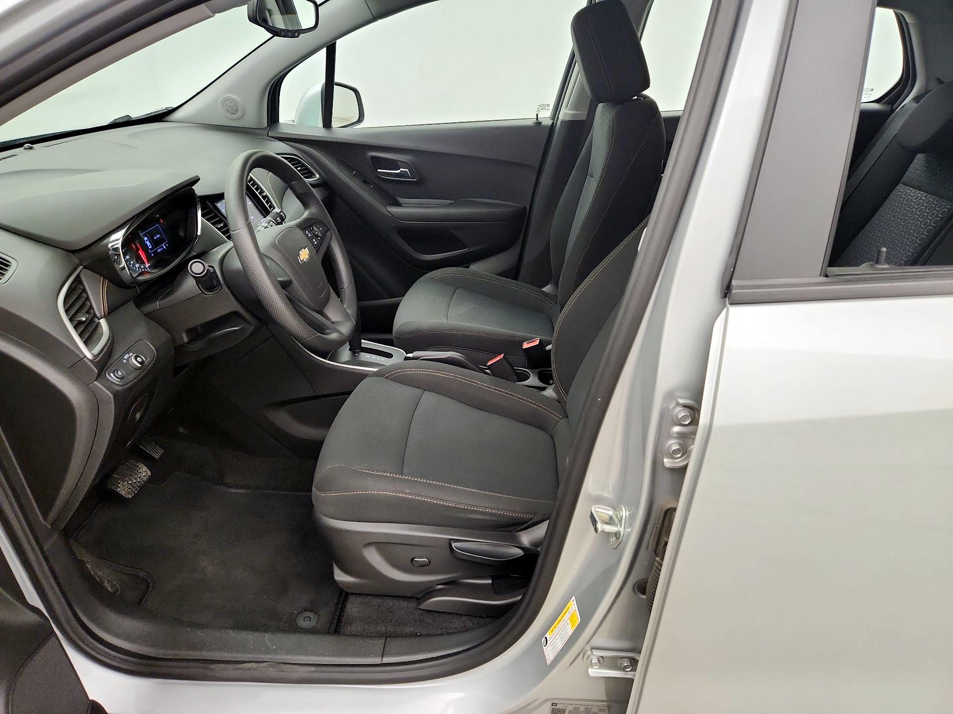 Thumbnail: 2020 Chevrolet Trax - 12