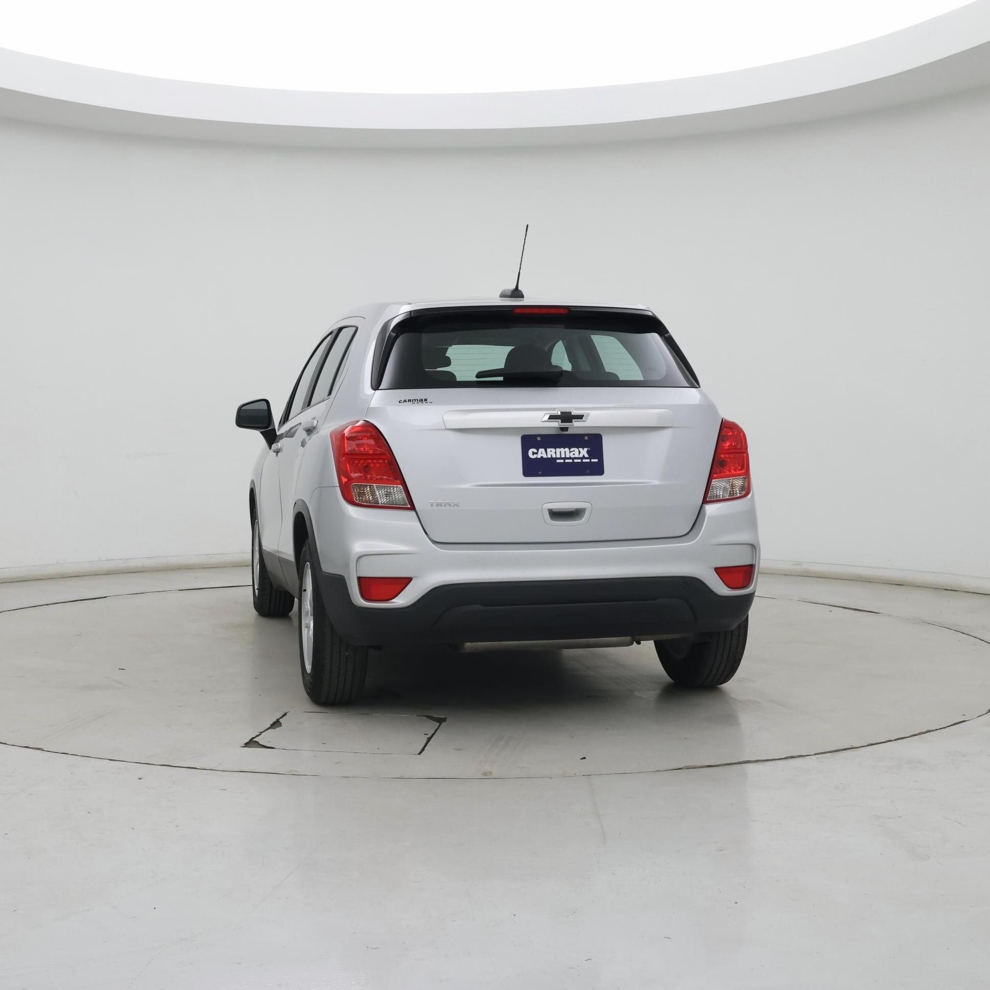 Thumbnail: 2020 Chevrolet Trax - 2
