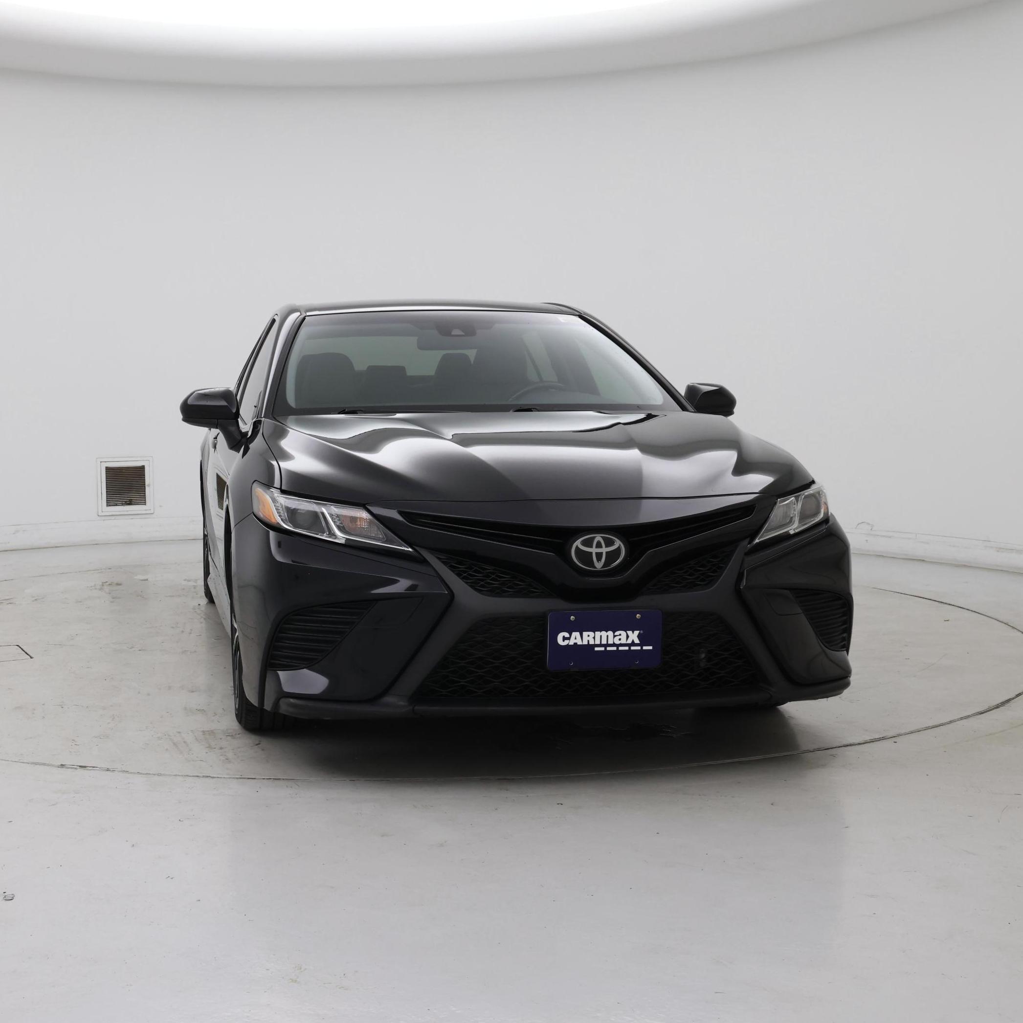 Thumbnail: 2018 Toyota Camry - 5