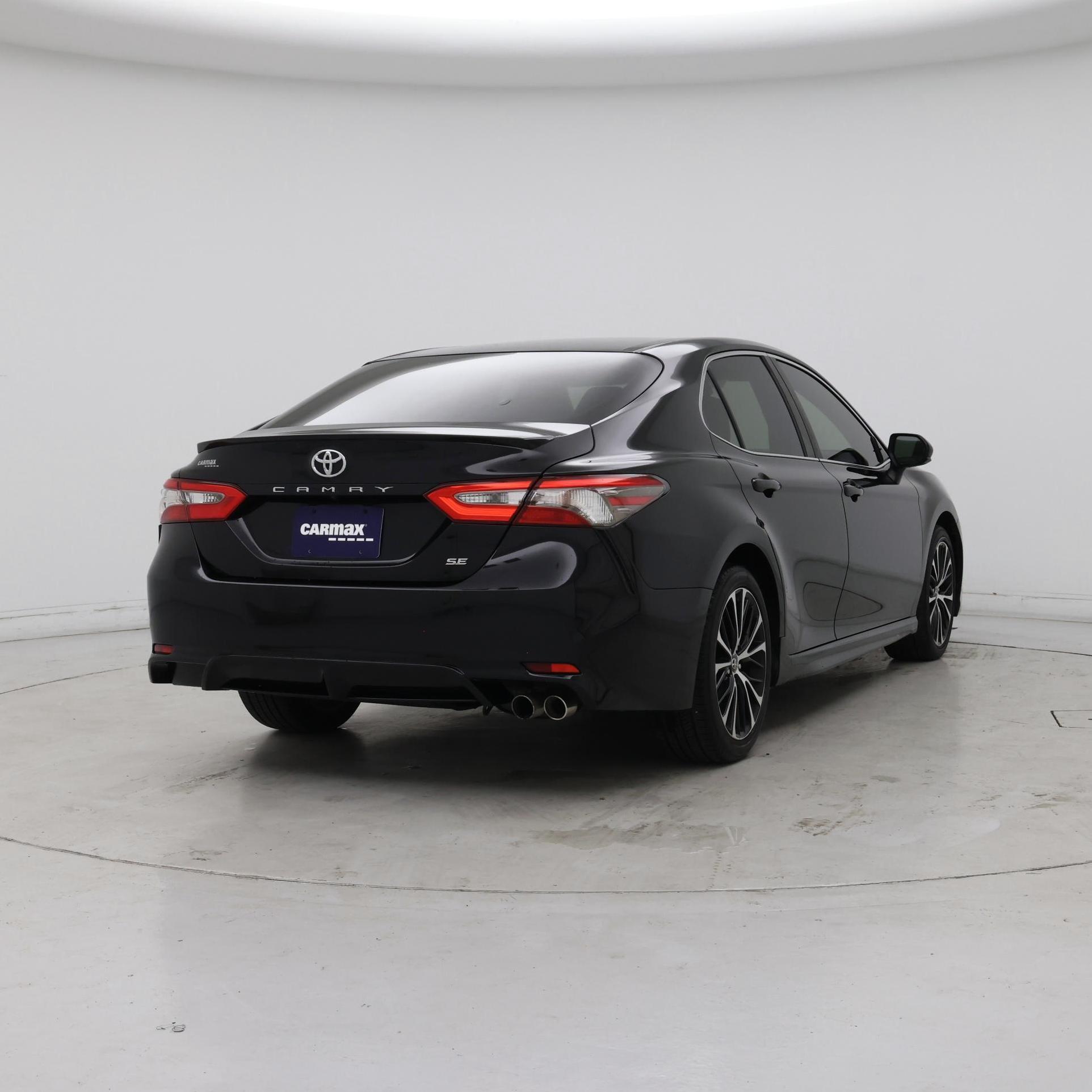Thumbnail: 2018 Toyota Camry - 8