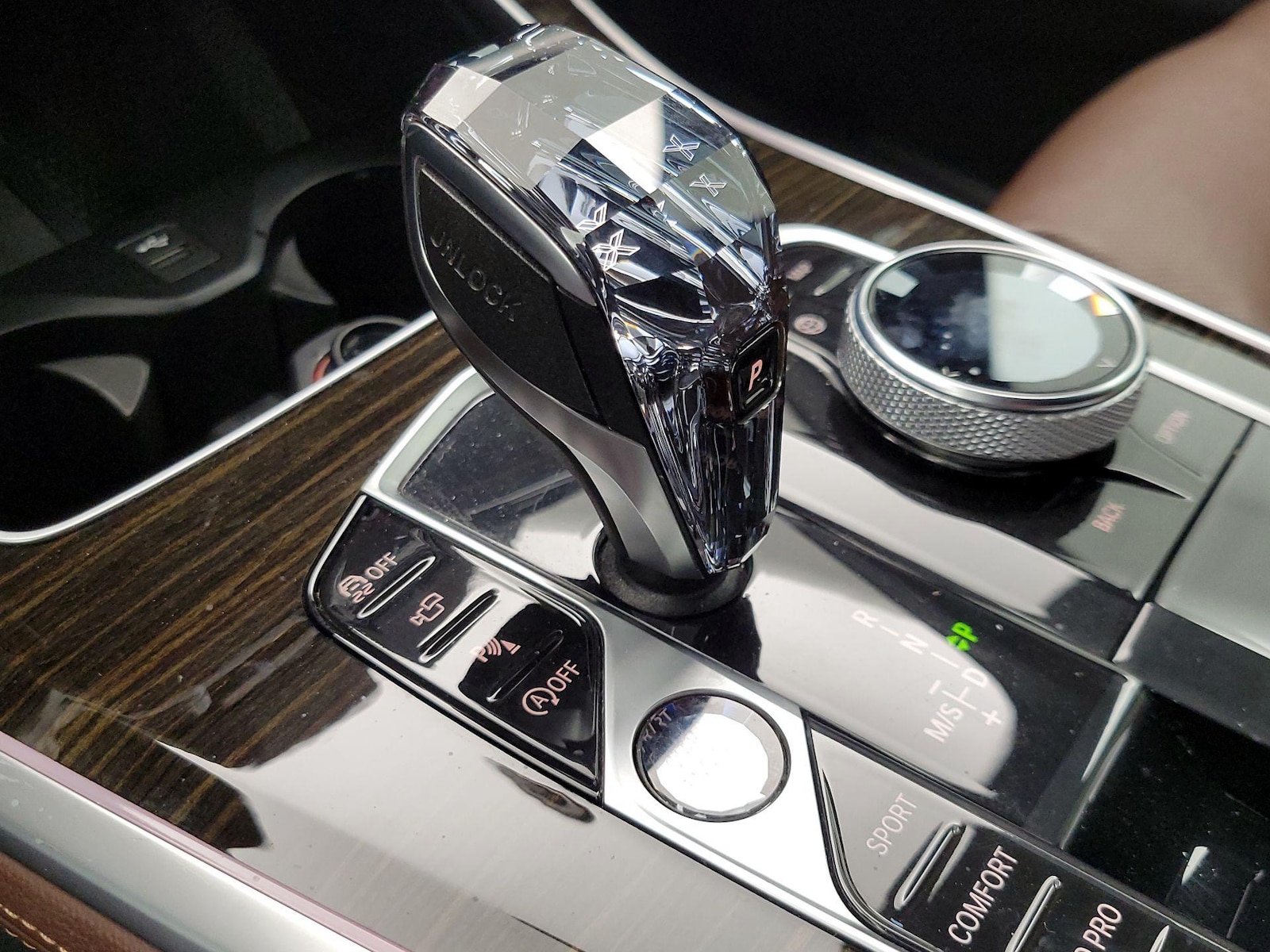 2019 BMW X5 50i - Photo 18