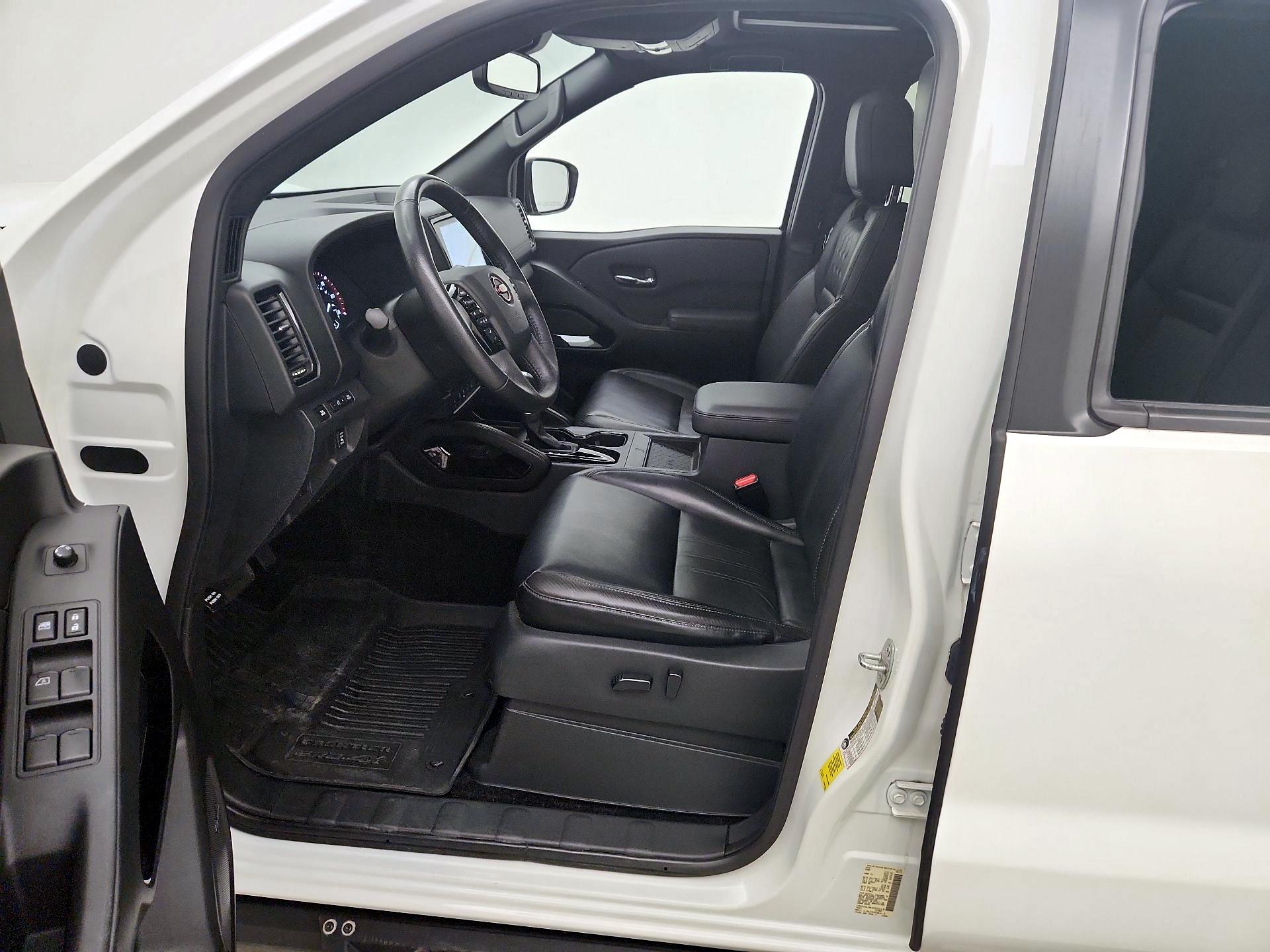 Thumbnail: 2022 Nissan Frontier - 11