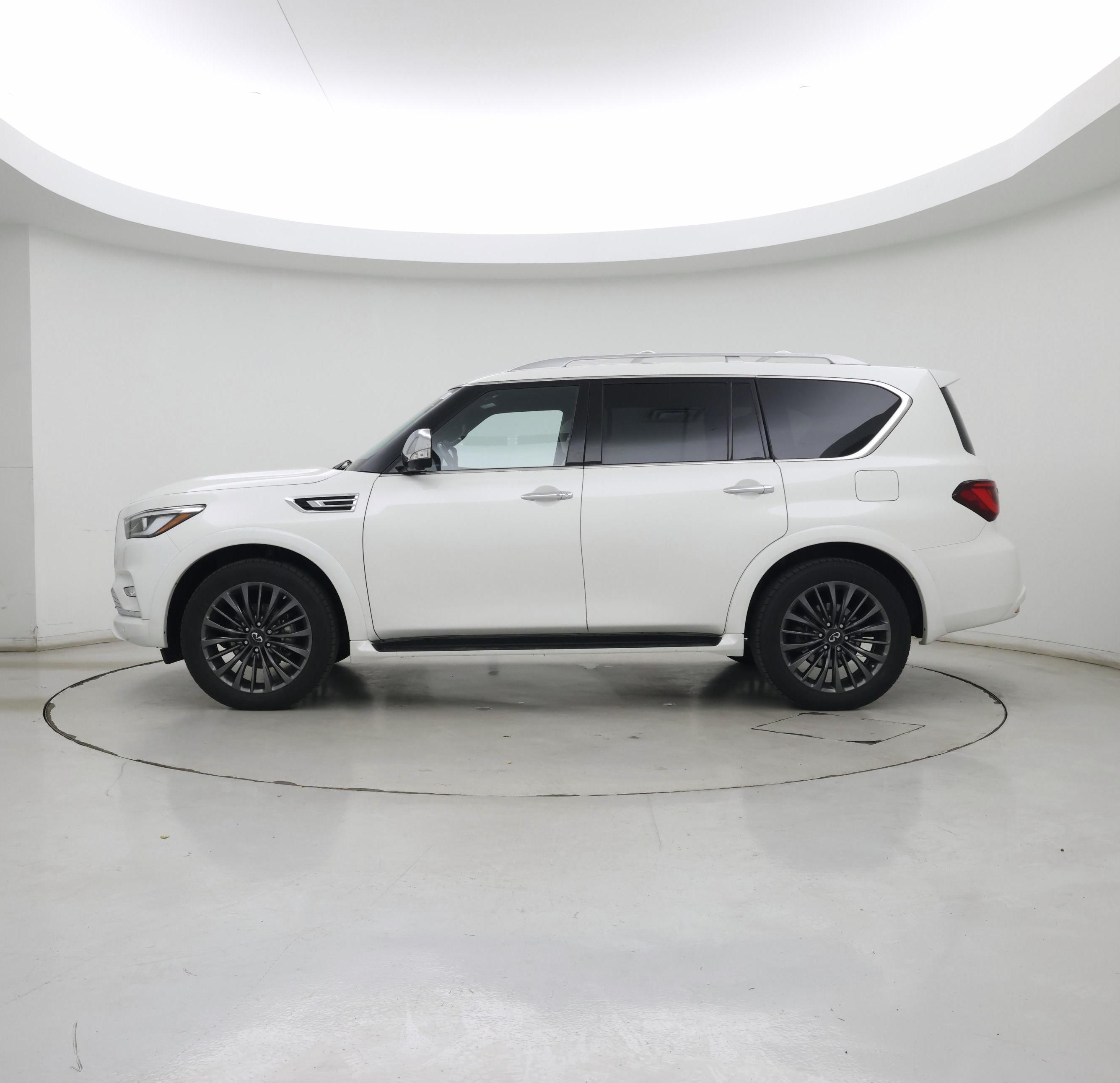 Thumbnail: 2022 INFINITI QX80 - 3