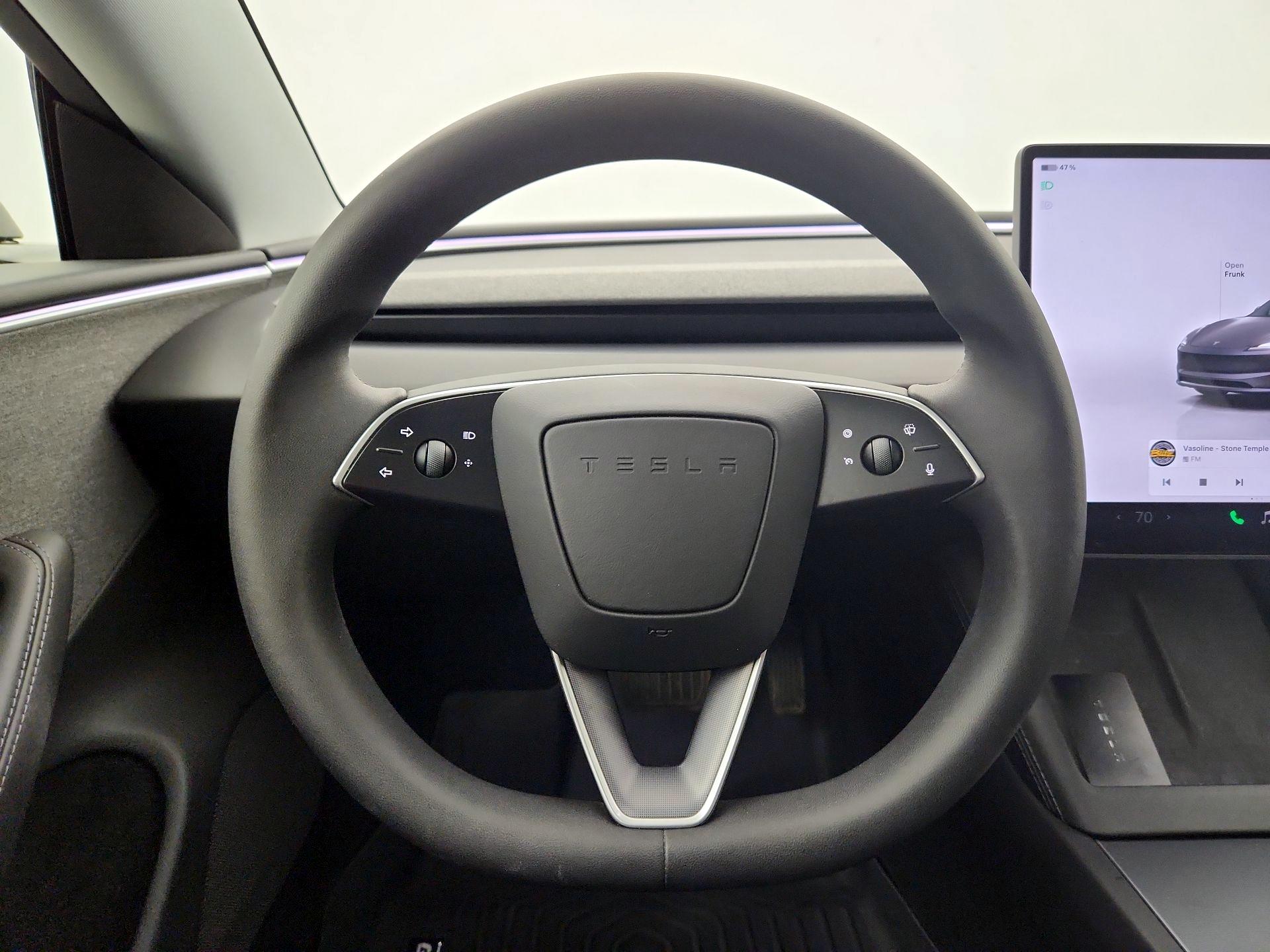 Thumbnail: 2025 Tesla Model 3 - 10