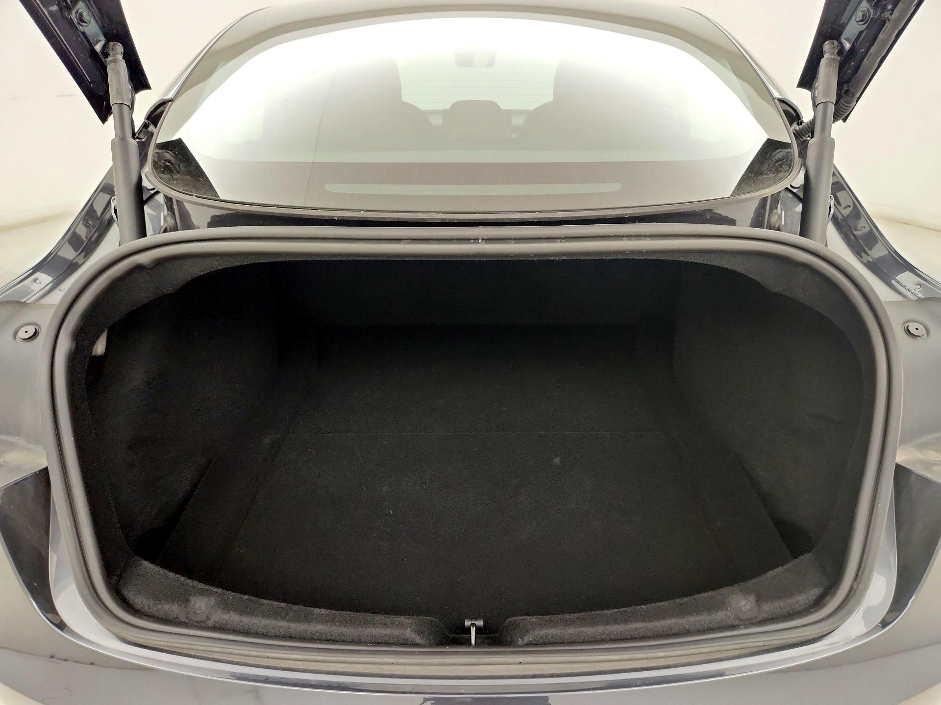 Thumbnail: 2025 Tesla Model 3 - 20