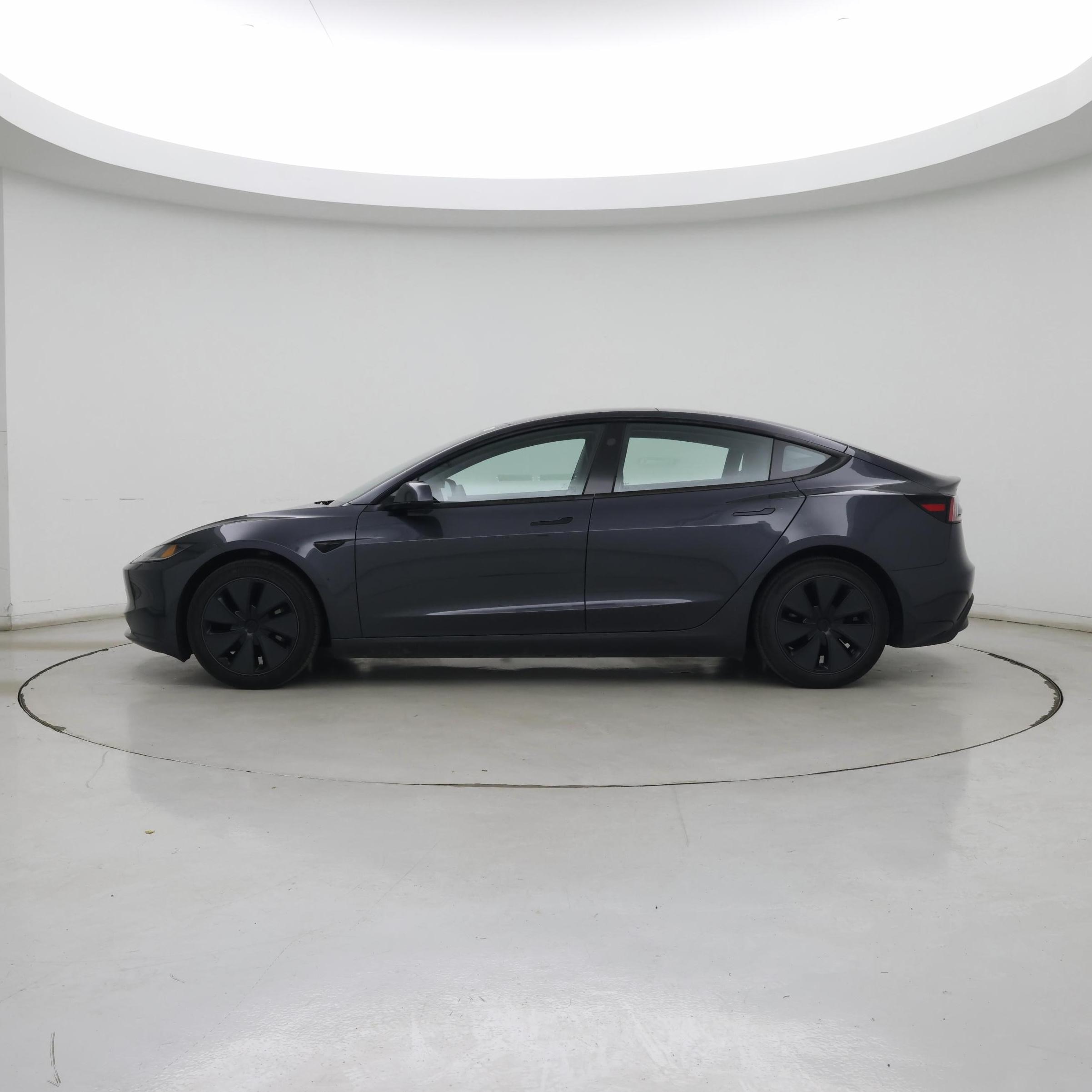 Thumbnail: 2025 Tesla Model 3 - 3
