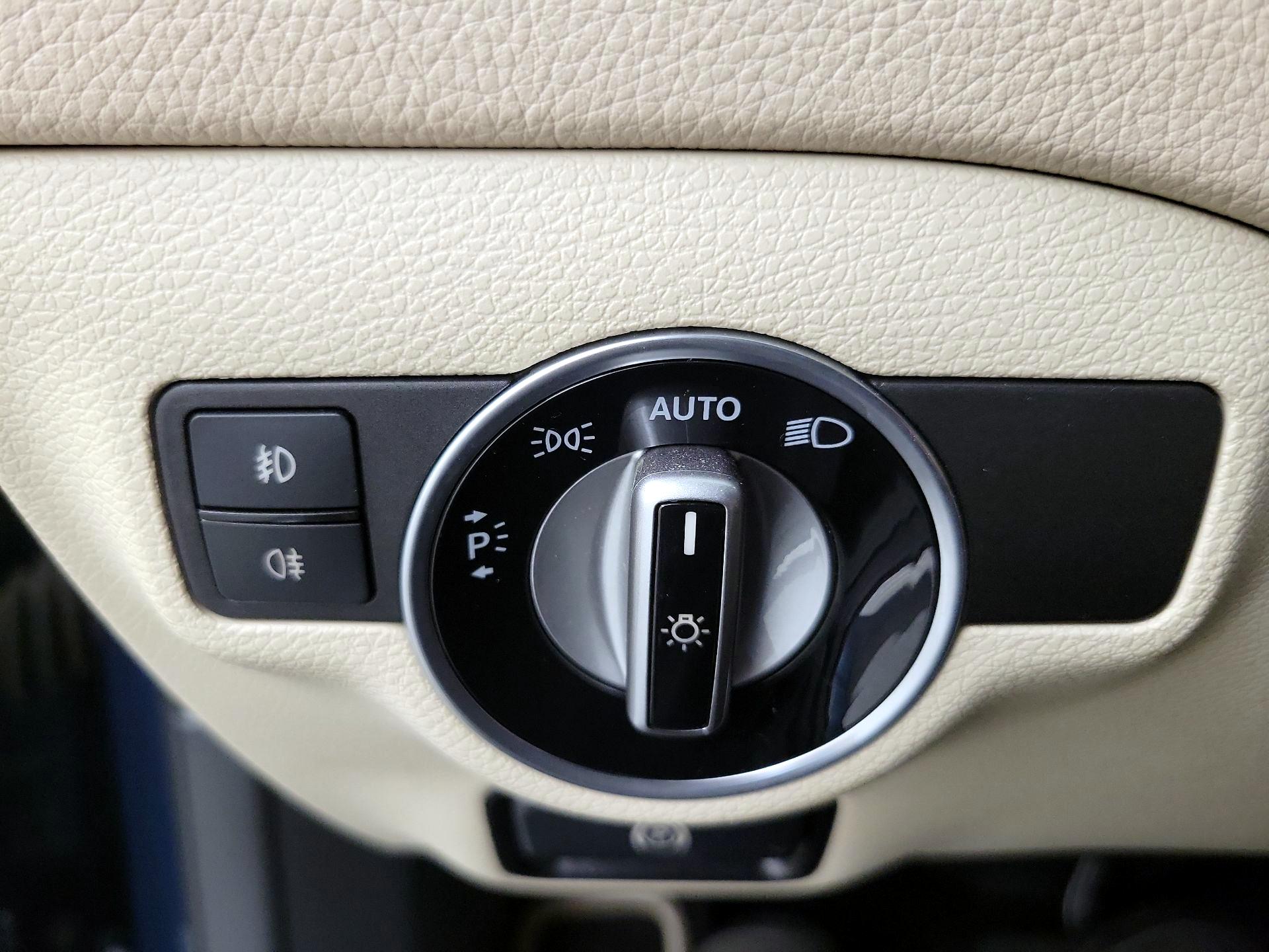 Thumbnail: 2019 Mercedes-Benz GLA - 13
