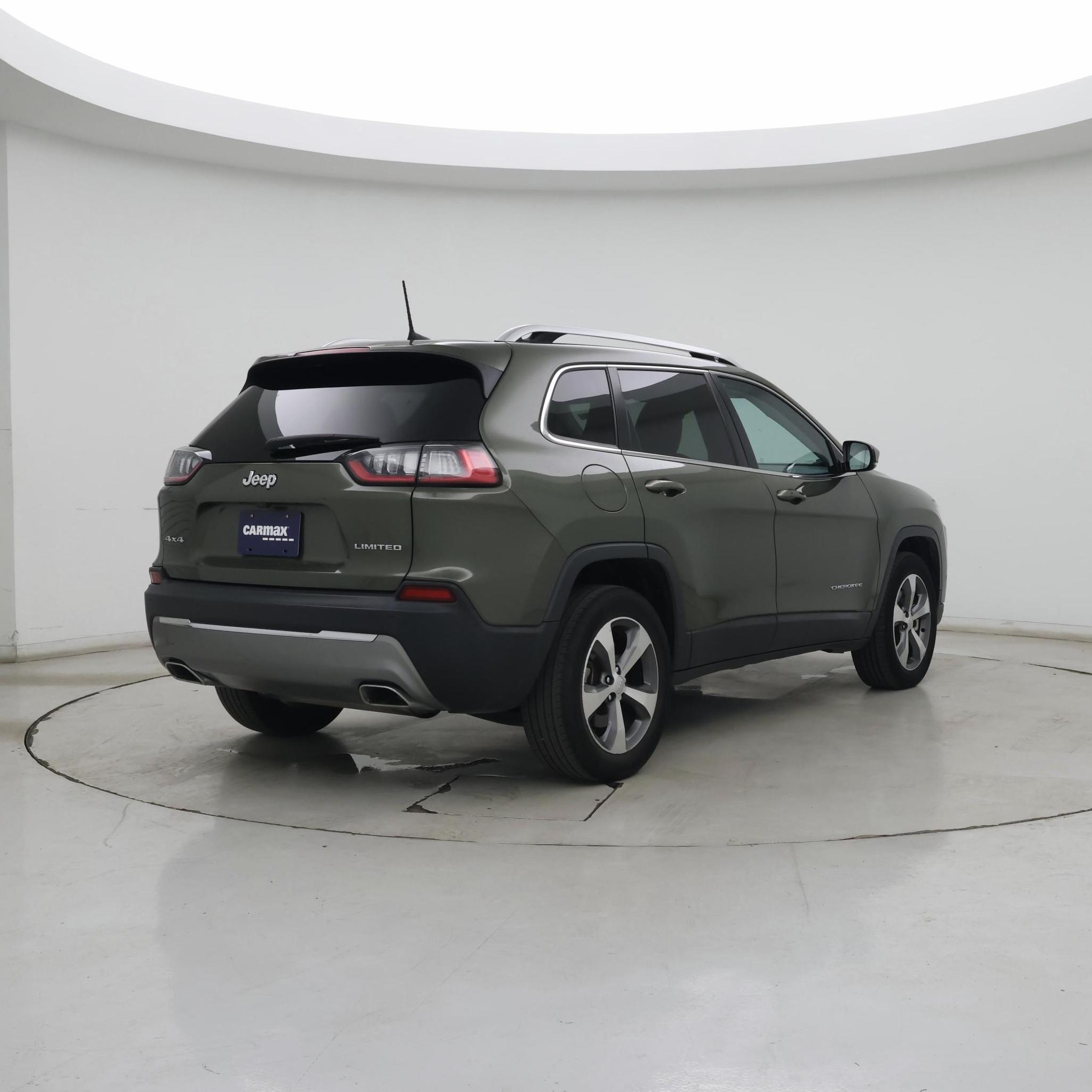 Thumbnail: 2021 Jeep Cherokee - 8