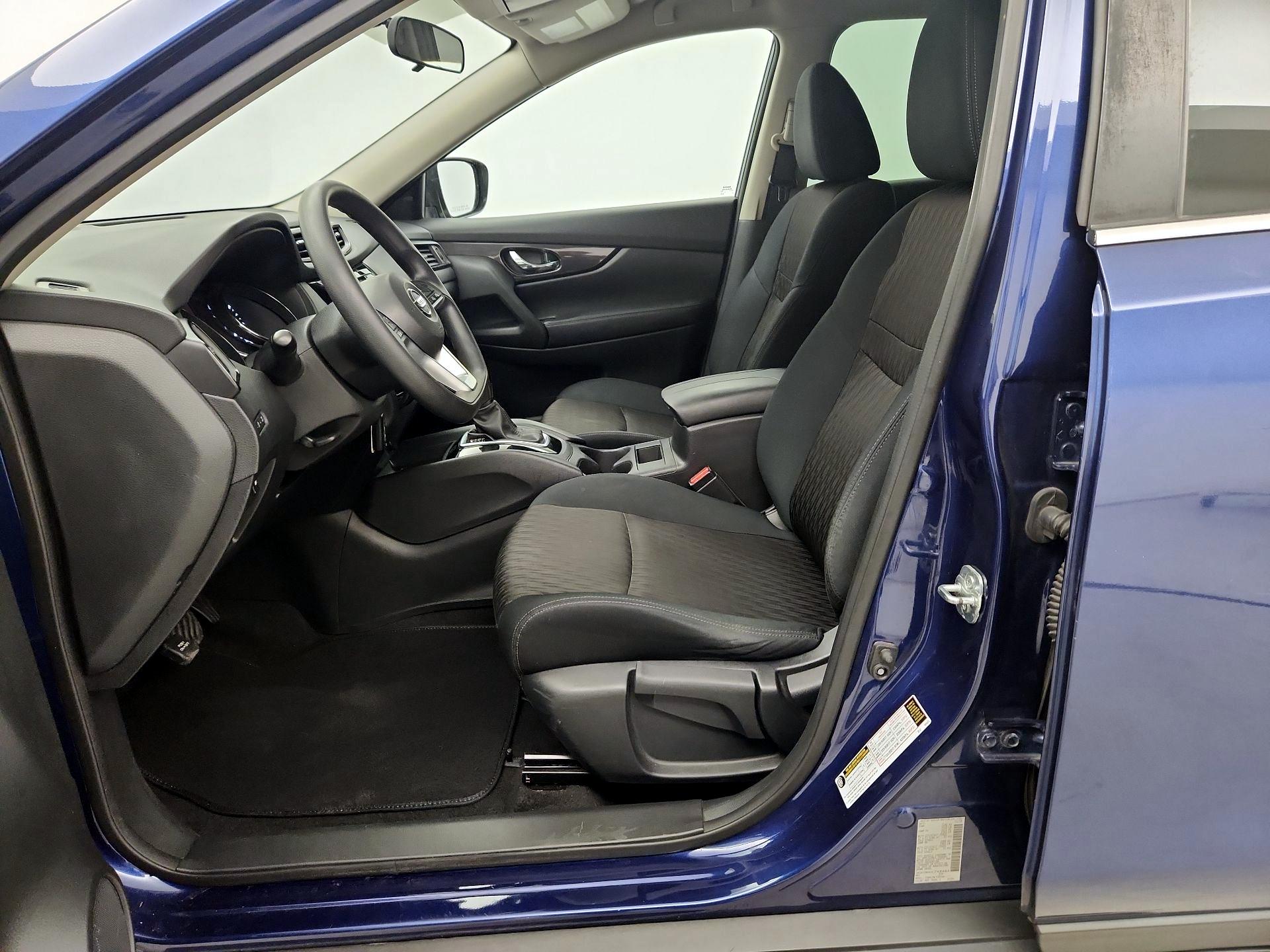 Thumbnail: 2018 Nissan Rogue - 11