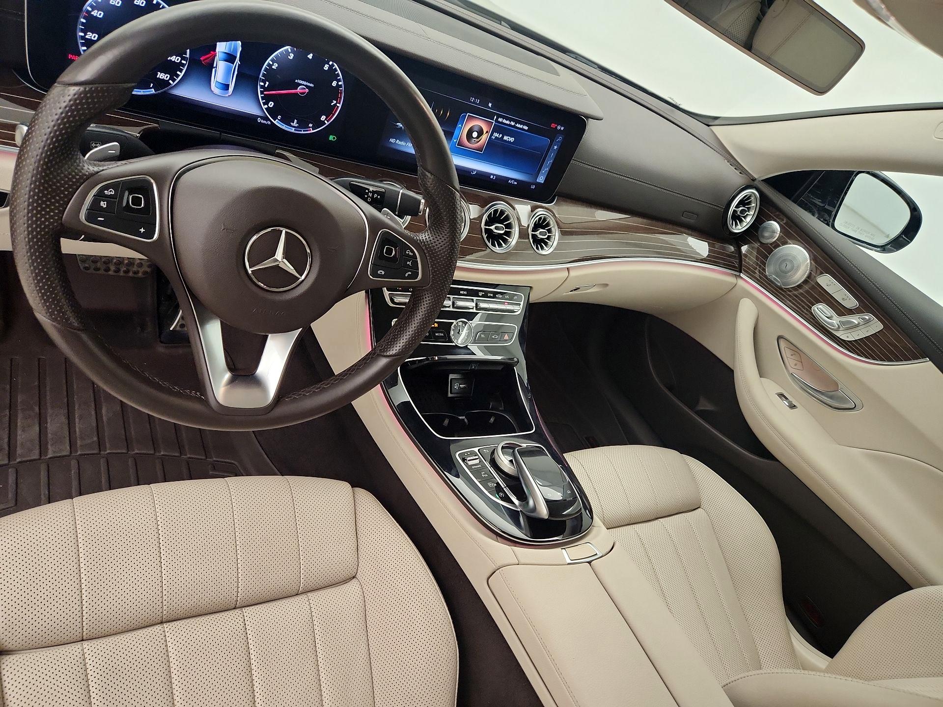 Thumbnail: 2018 Mercedes-Benz E-Class - 9