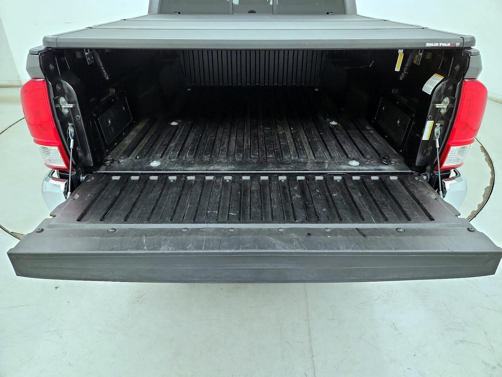 2017 Toyota Tacoma SR5 - Photo 21