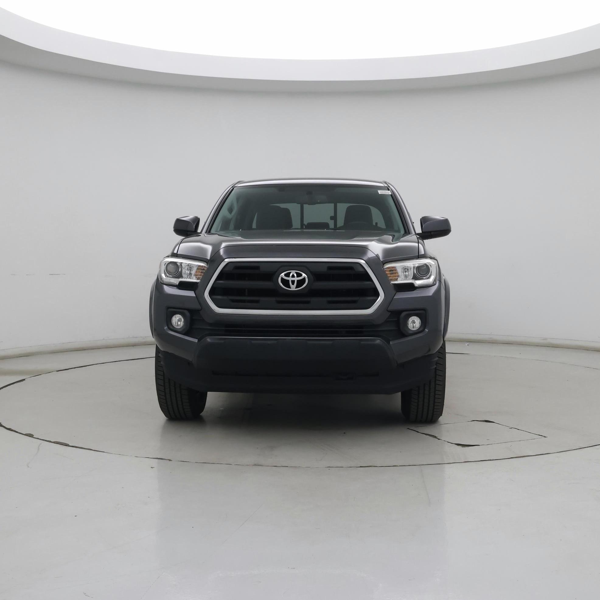 Thumbnail: 2017 Toyota Tacoma - 5