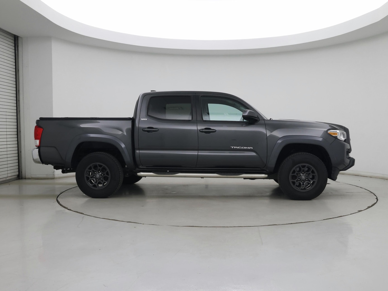 2017 Toyota Tacoma SR5 - Photo 8