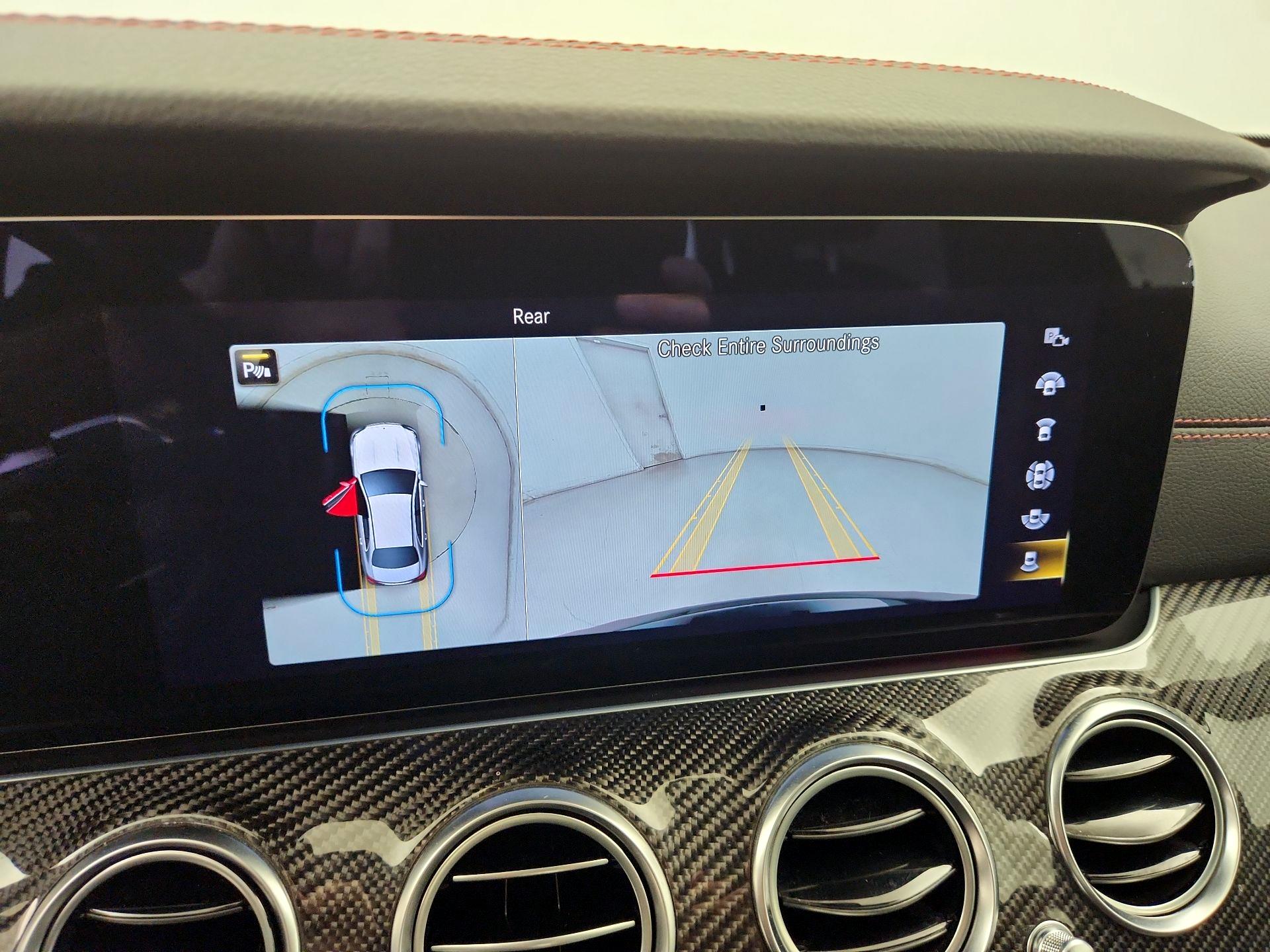 Thumbnail: 2021 Mercedes-Benz E-Class - 14