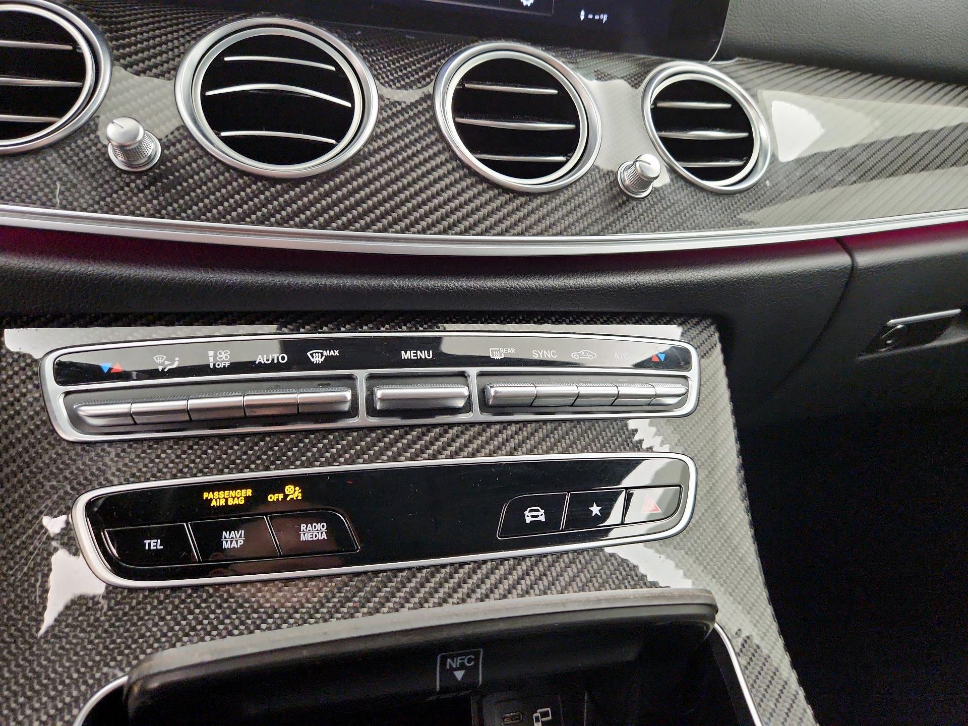 Thumbnail: 2021 Mercedes-Benz E-Class - 16