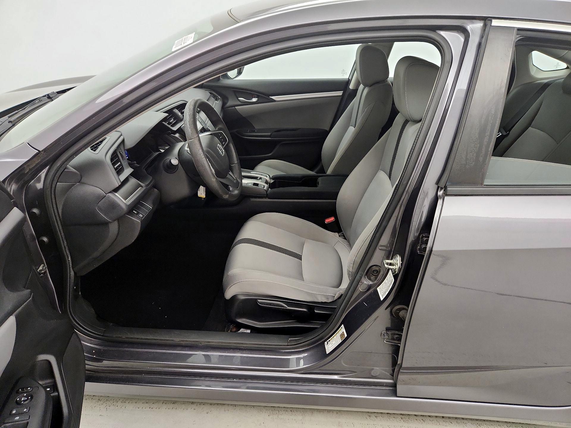 Thumbnail: 2016 Honda Civic - 11