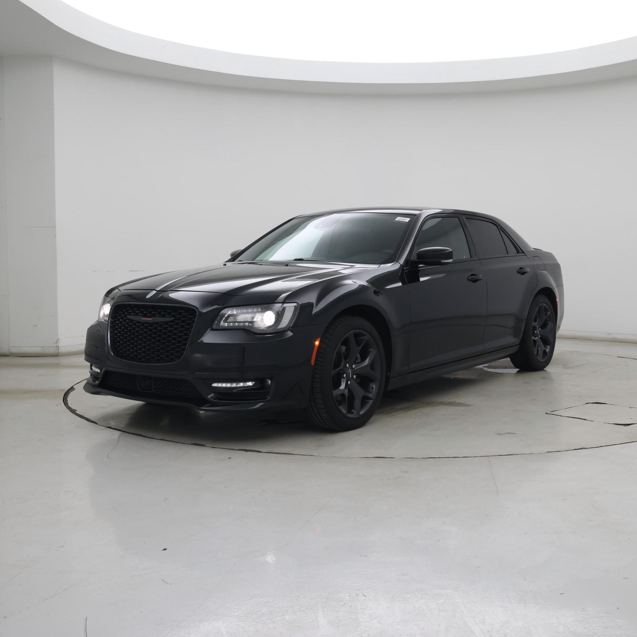 Thumbnail: 2022 Chrysler 300 - 4