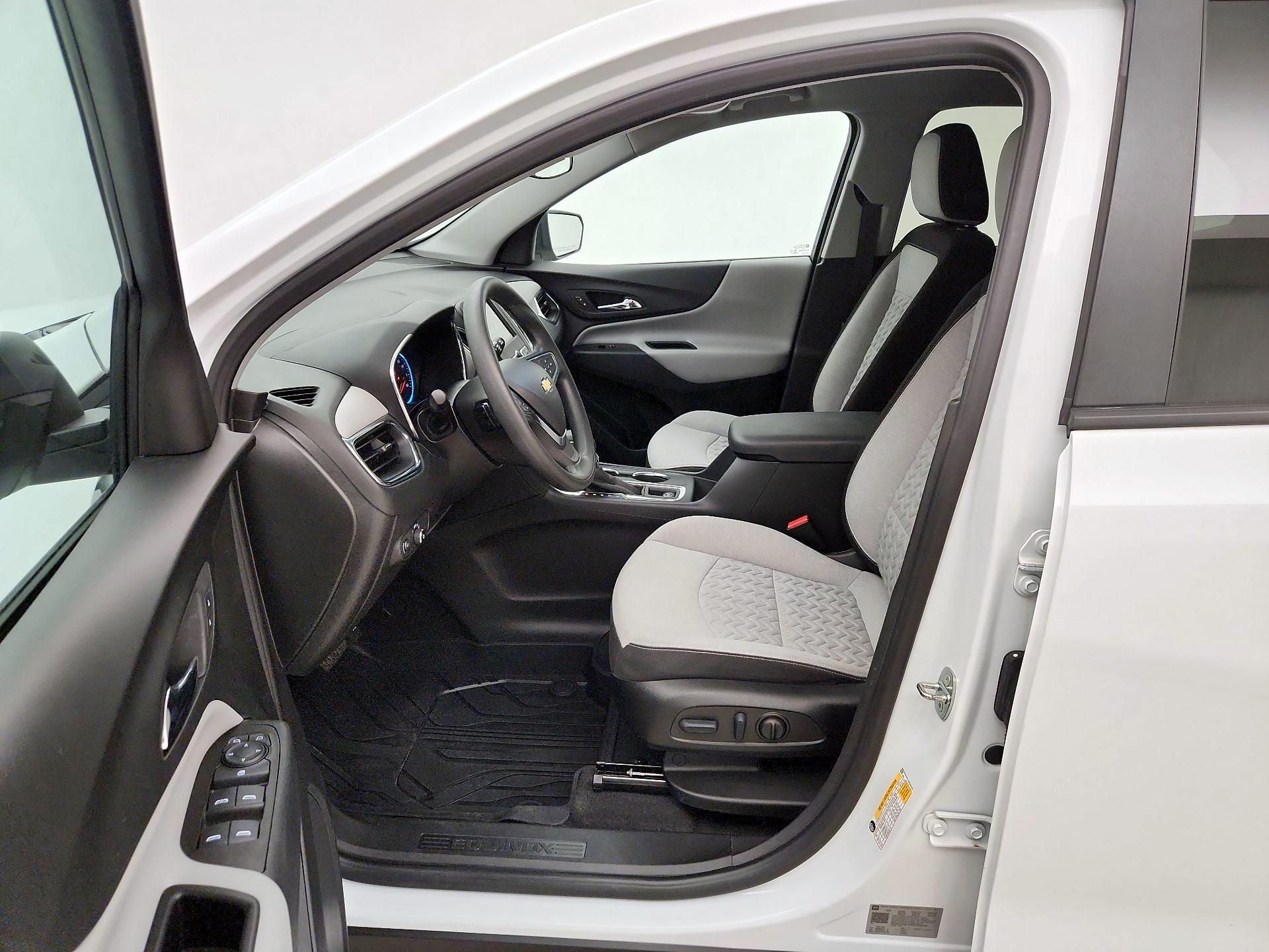 Thumbnail: 2022 Chevrolet Equinox - 11