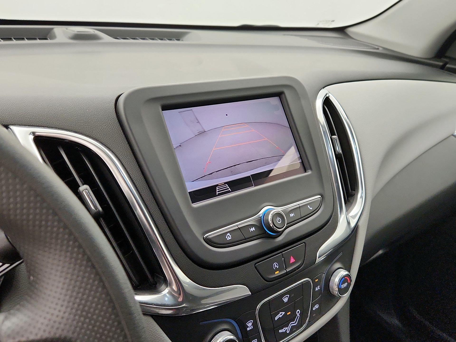 Thumbnail: 2022 Chevrolet Equinox - 14