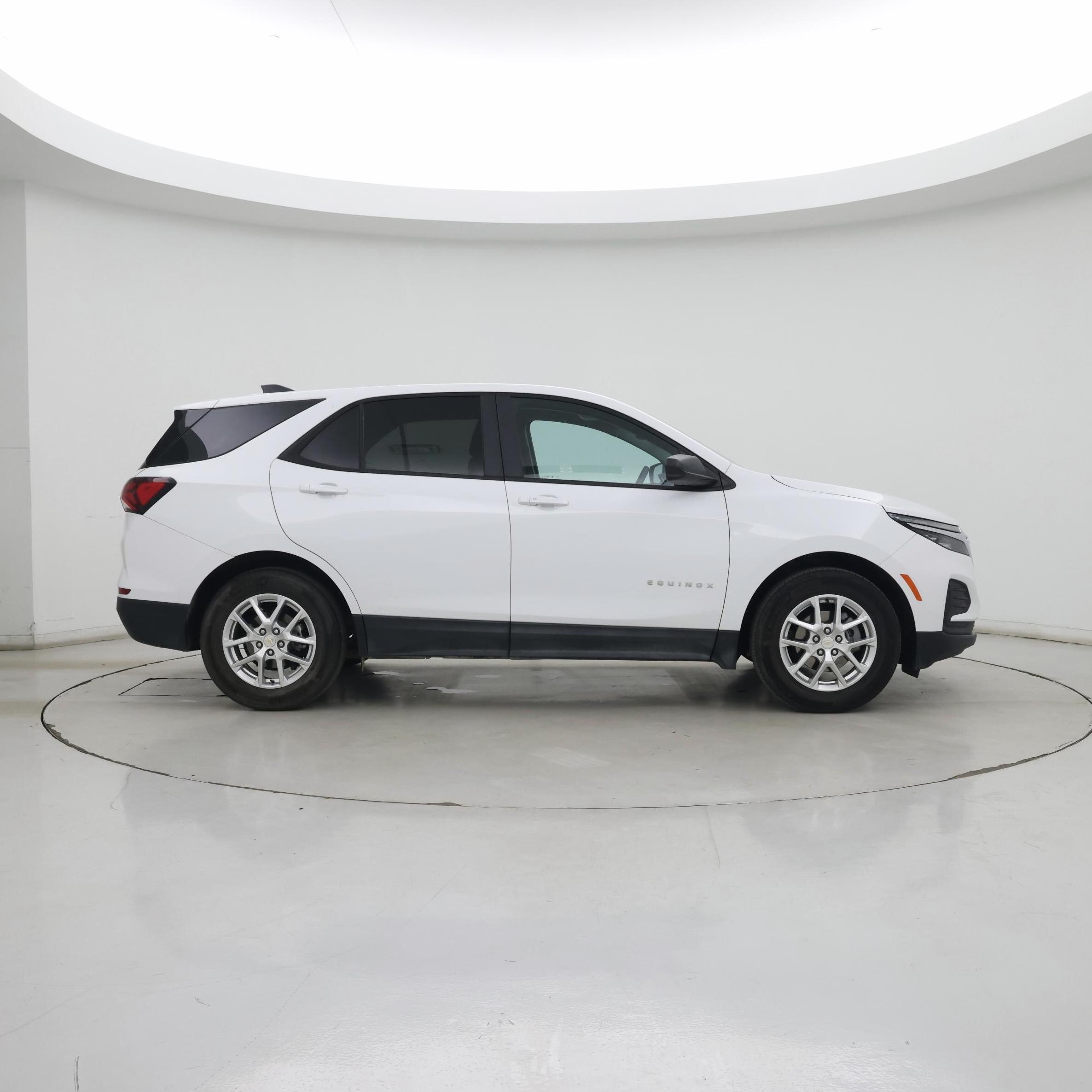 Thumbnail: 2022 Chevrolet Equinox - 7