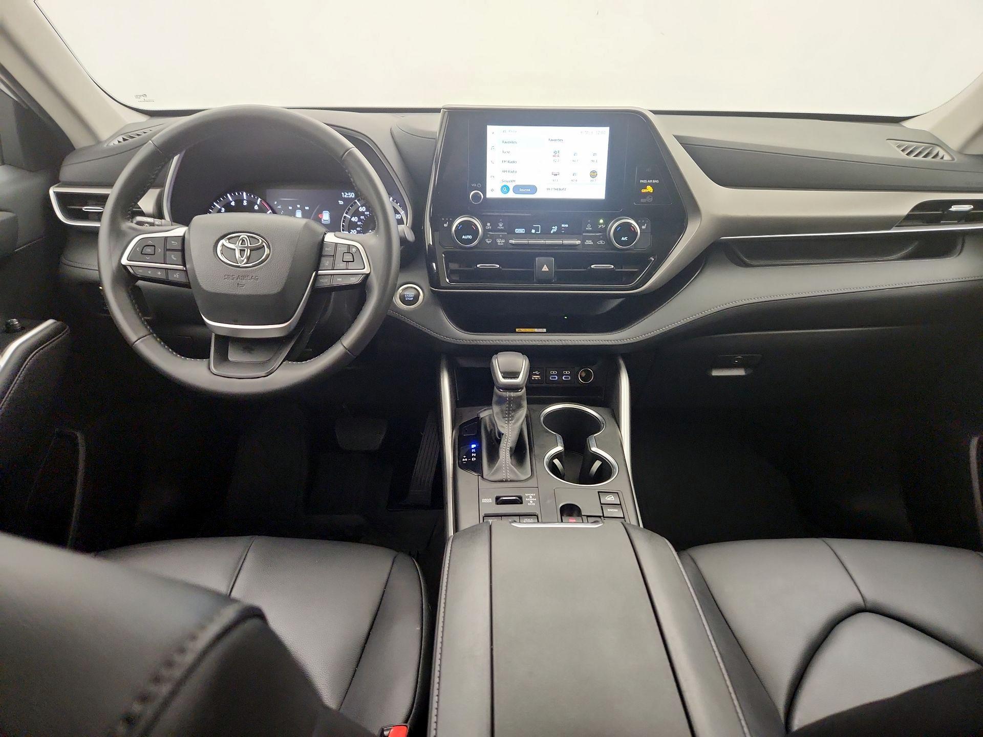 Thumbnail: 2024 Toyota Highlander - 9