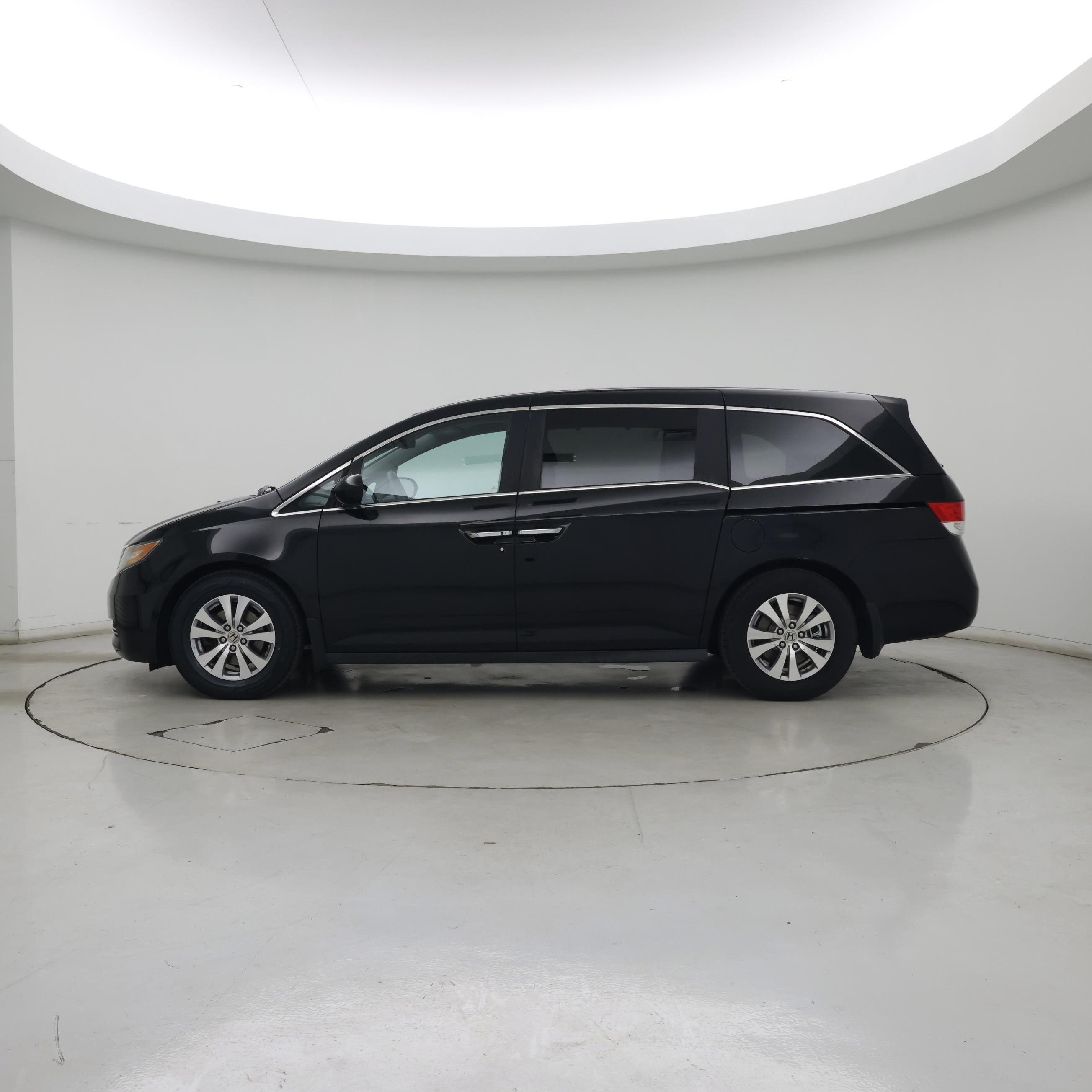 Thumbnail: 2016 Honda Odyssey - 3