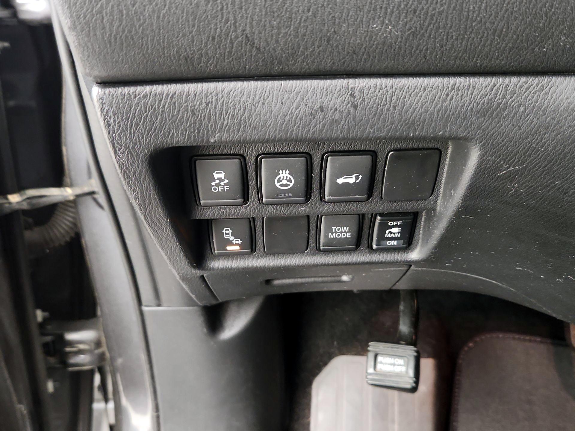 Thumbnail: 2019 Nissan Pathfinder - 13