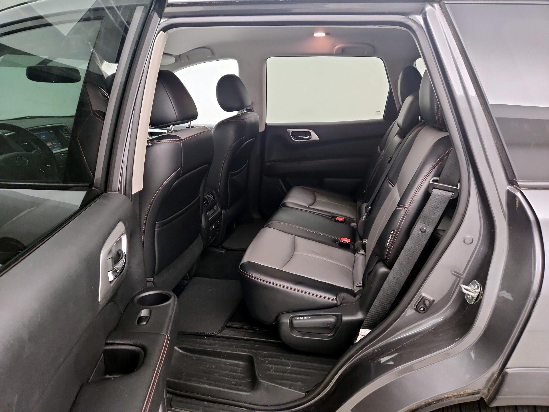 Thumbnail: 2019 Nissan Pathfinder - 20