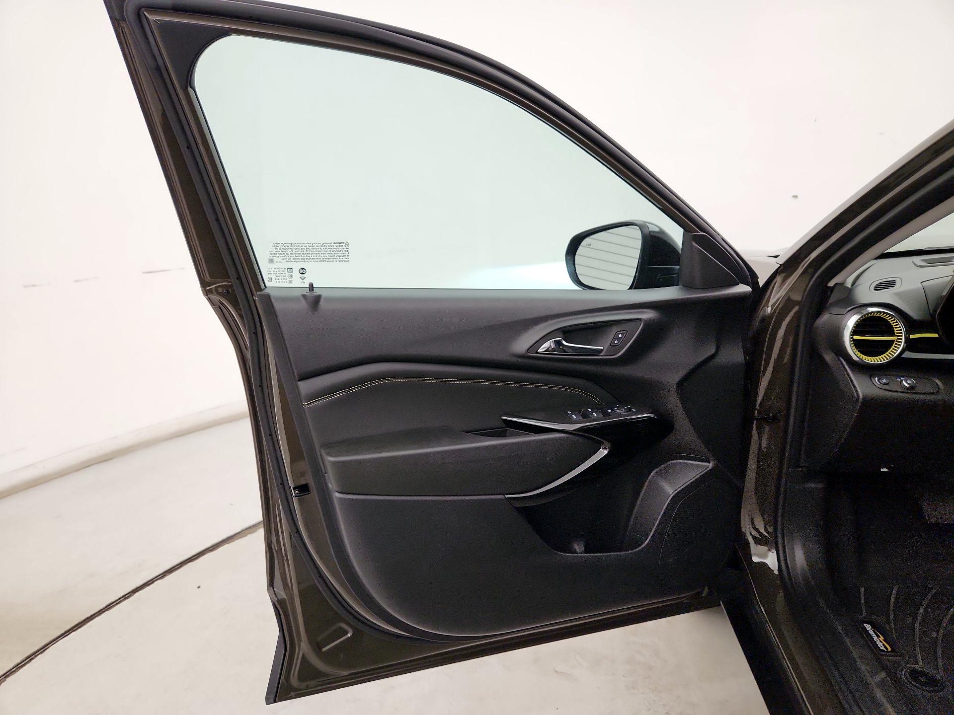 Thumbnail: 2024 Chevrolet Trax - 12