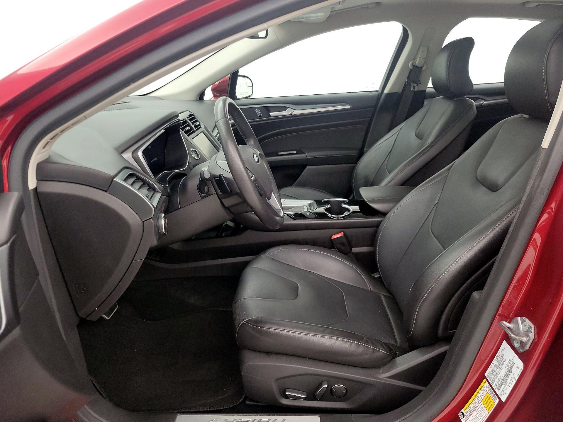 Thumbnail: 2016 Ford Fusion - 11
