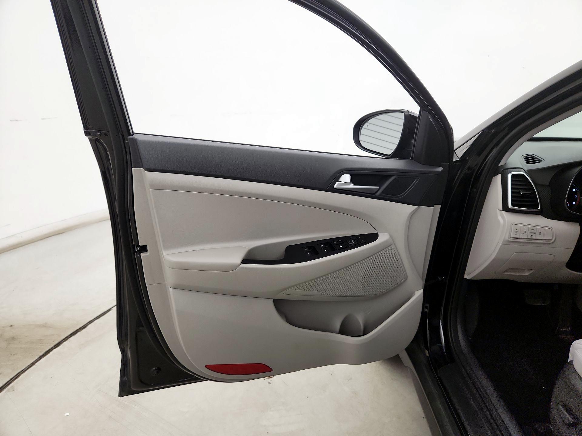 Thumbnail: 2021 Hyundai Tucson - 12