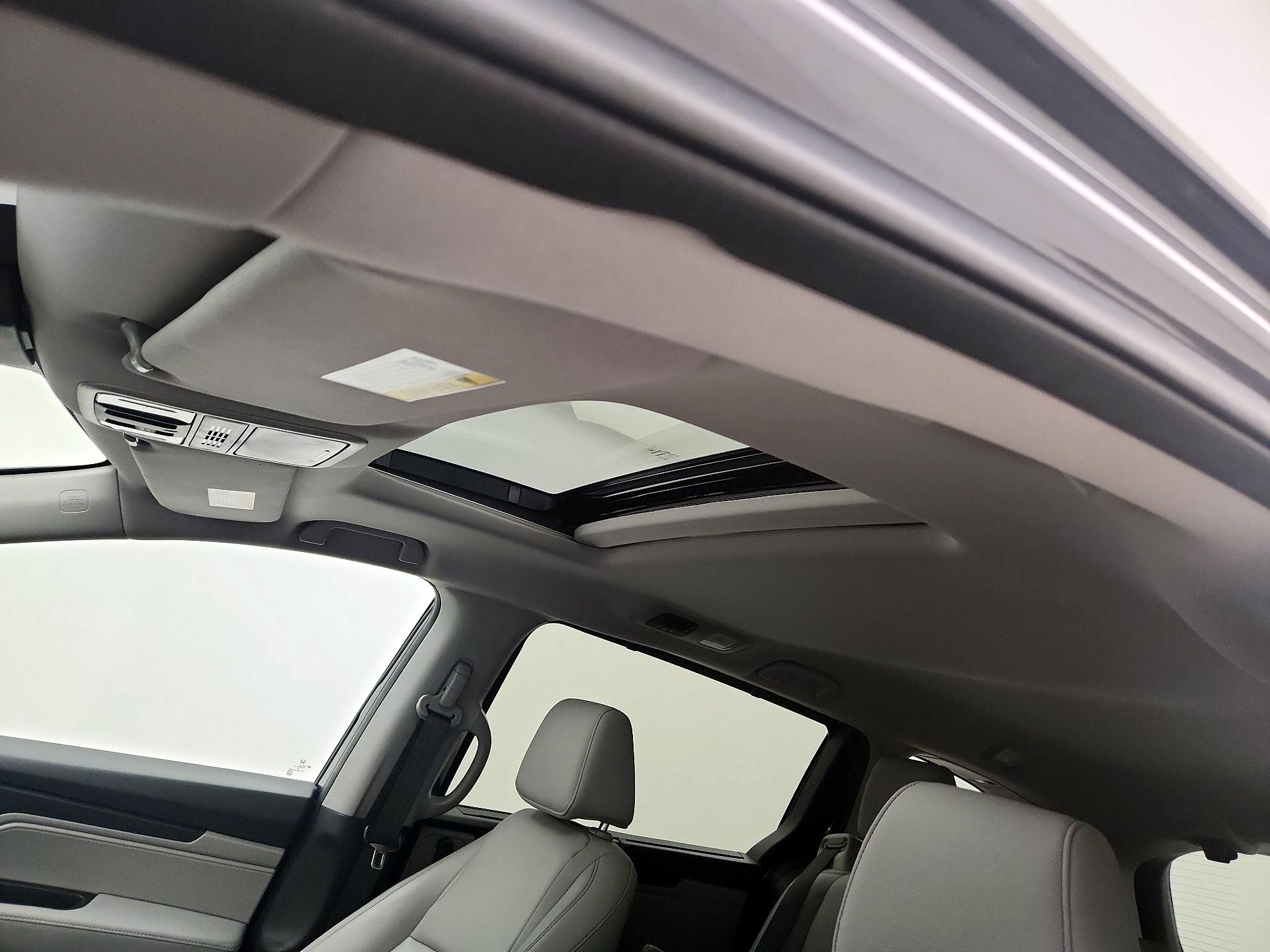 Thumbnail: 2024 Honda Odyssey - 19