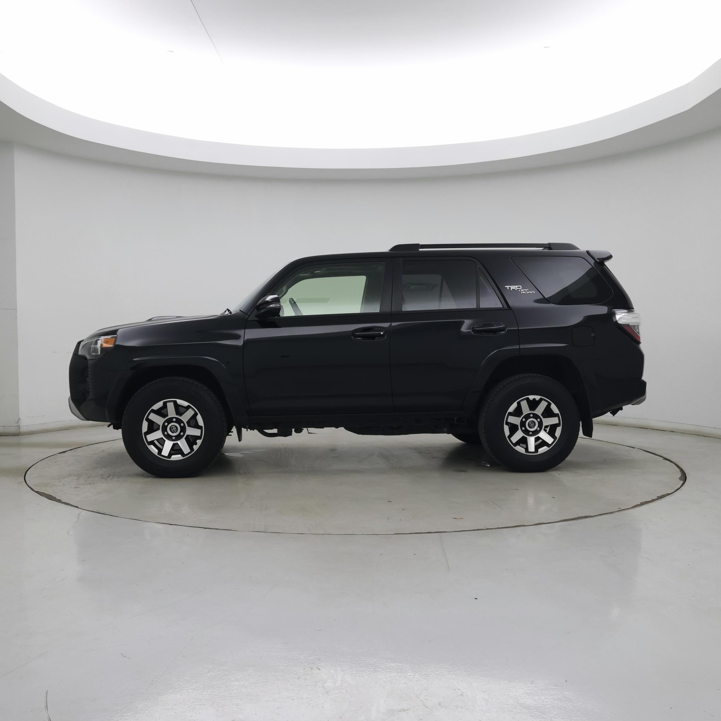 Thumbnail: 2023 Toyota 4Runner - 3