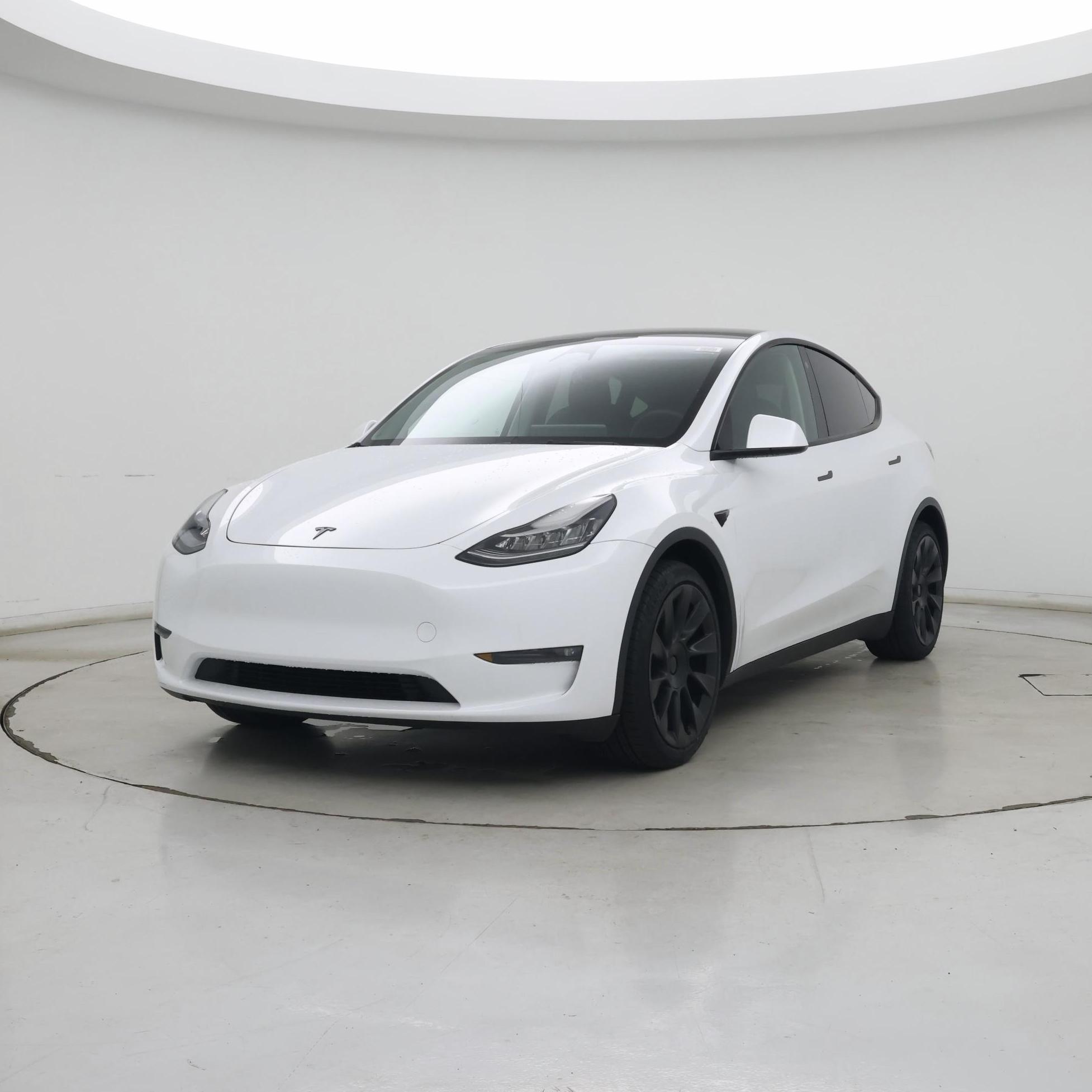 Thumbnail: 2023 Tesla Model Y - 4