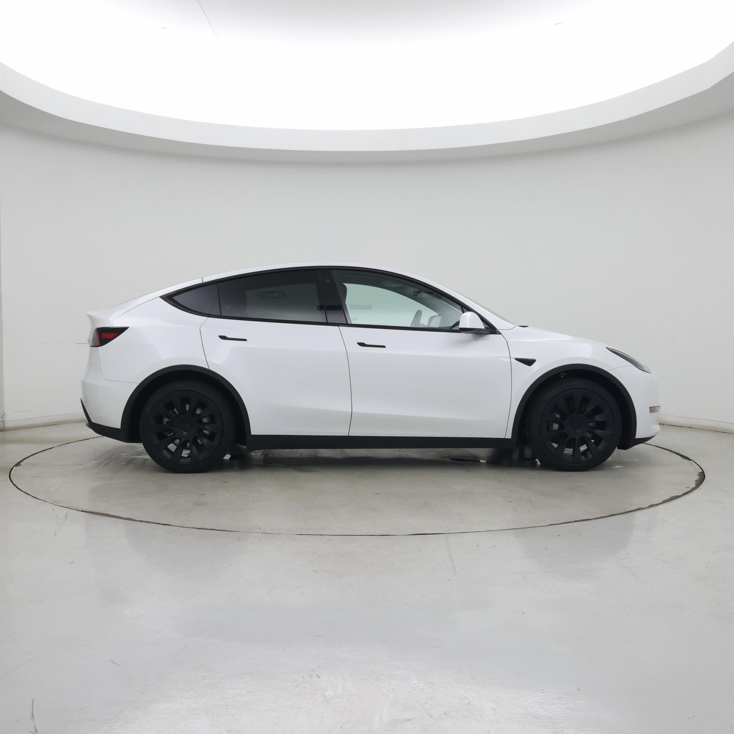 Thumbnail: 2023 Tesla Model Y - 7