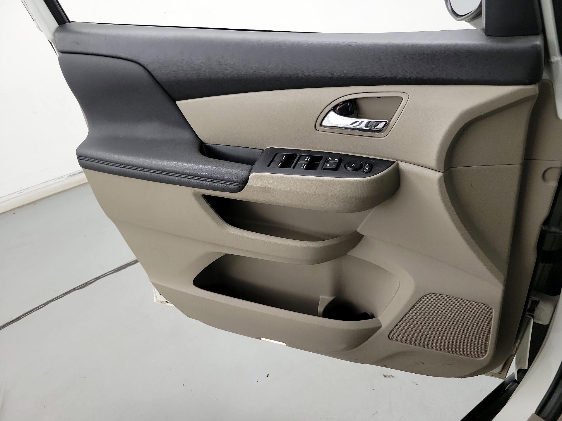 Thumbnail: 2016 Honda Odyssey - 12
