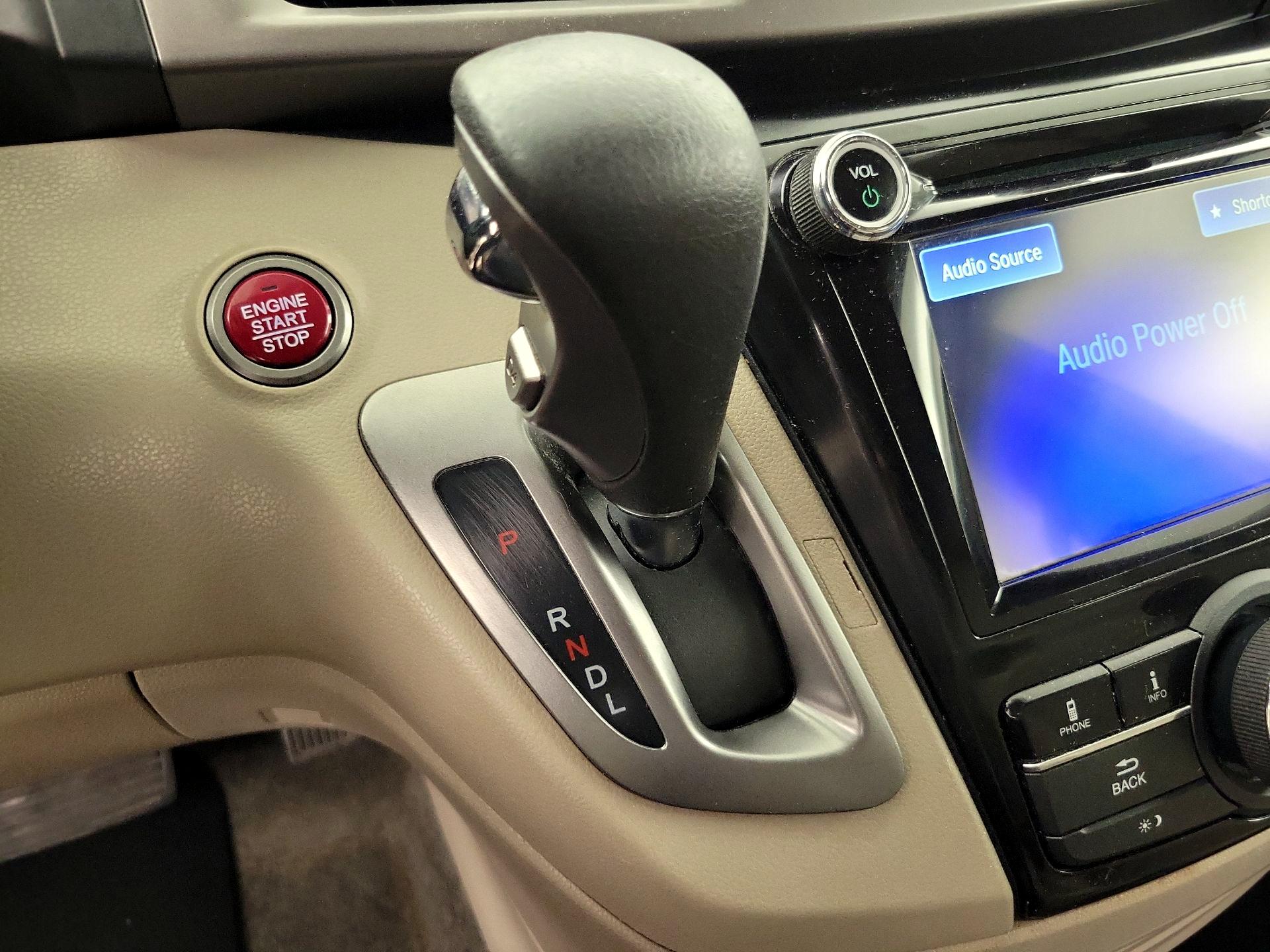 Thumbnail: 2016 Honda Odyssey - 17
