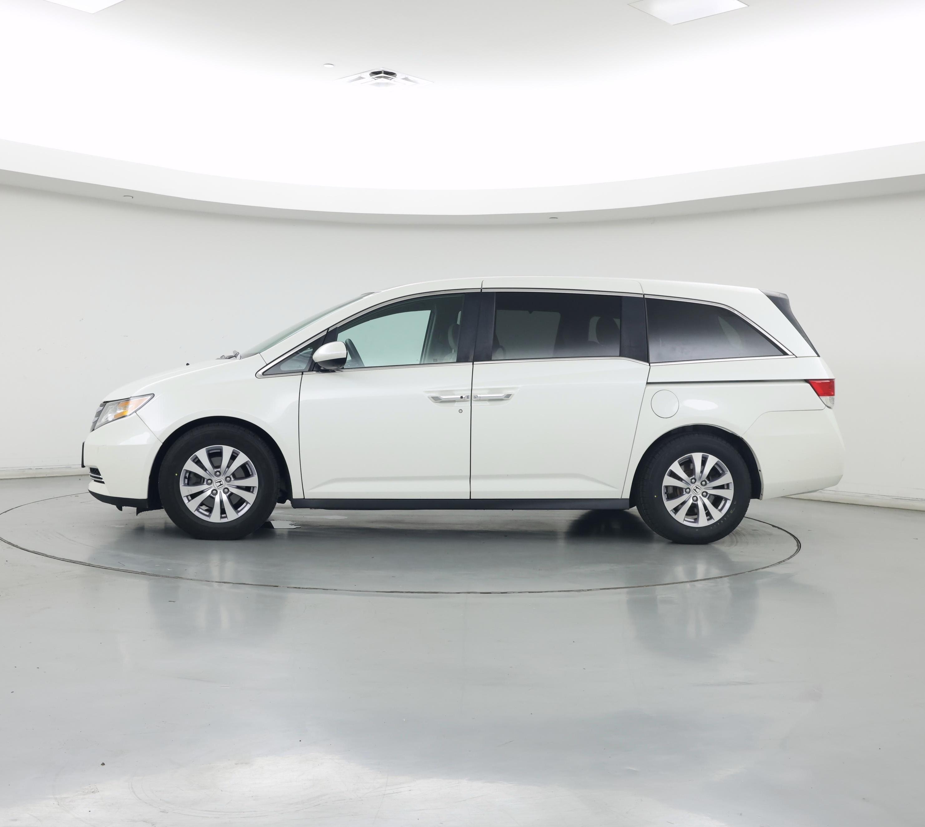Thumbnail: 2016 Honda Odyssey - 3