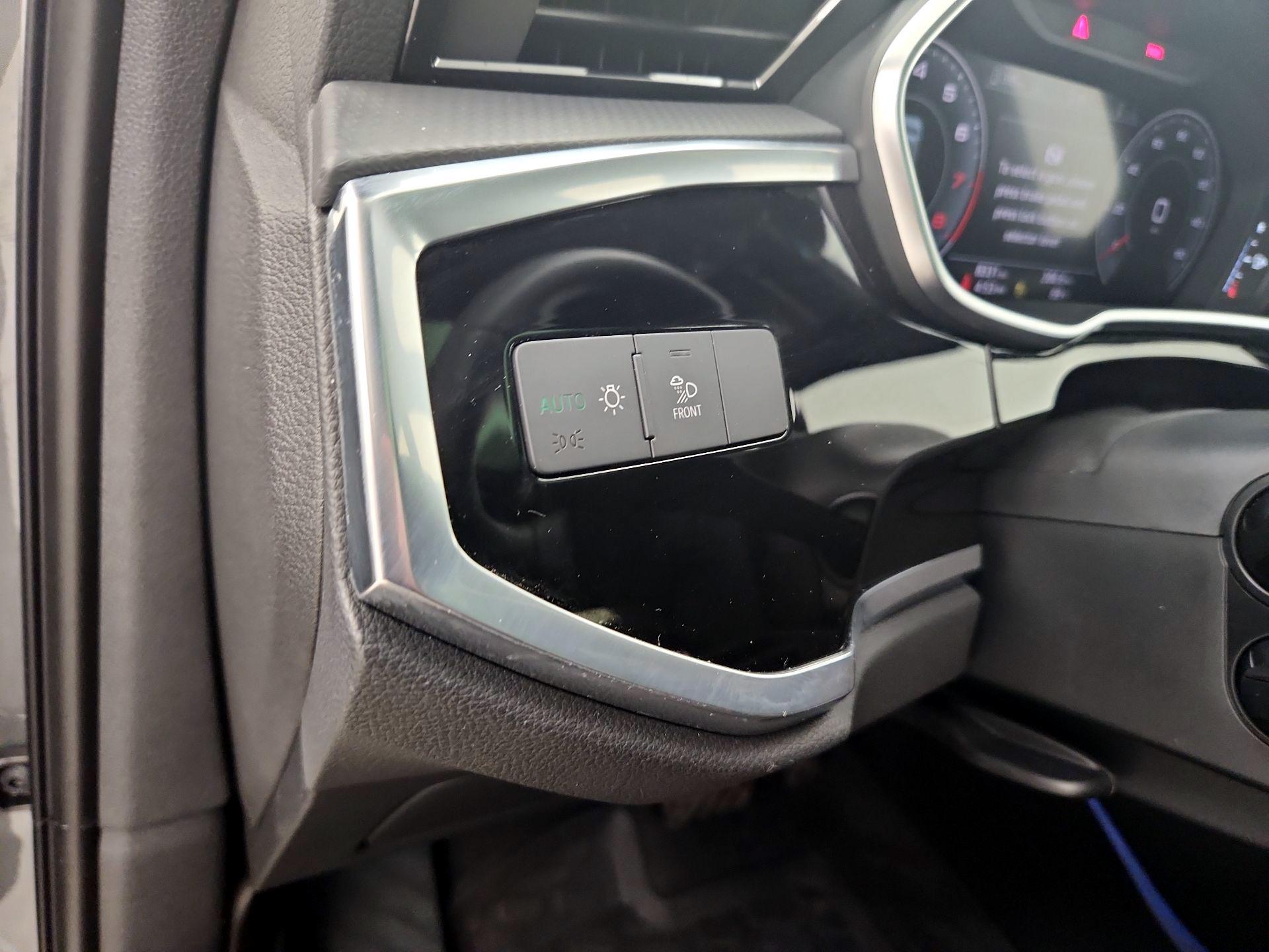 Thumbnail: 2022 Audi Q3 - 13