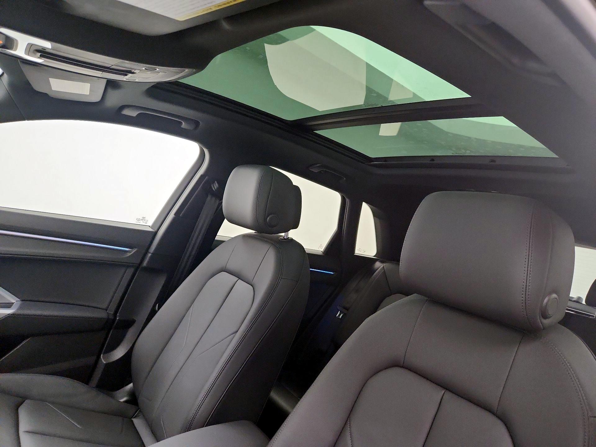Thumbnail: 2022 Audi Q3 - 20