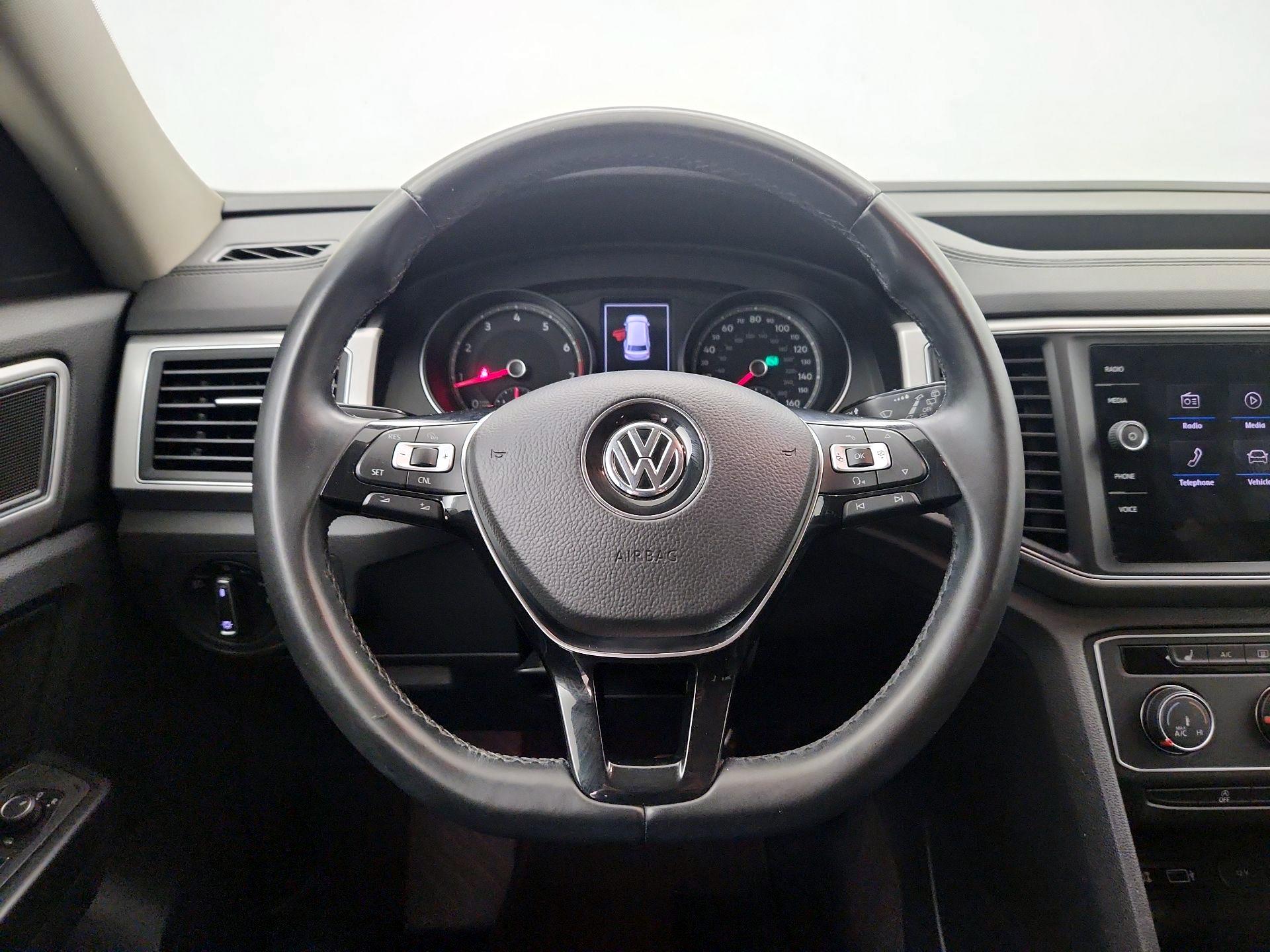 Thumbnail: 2018 Volkswagen Atlas - 10