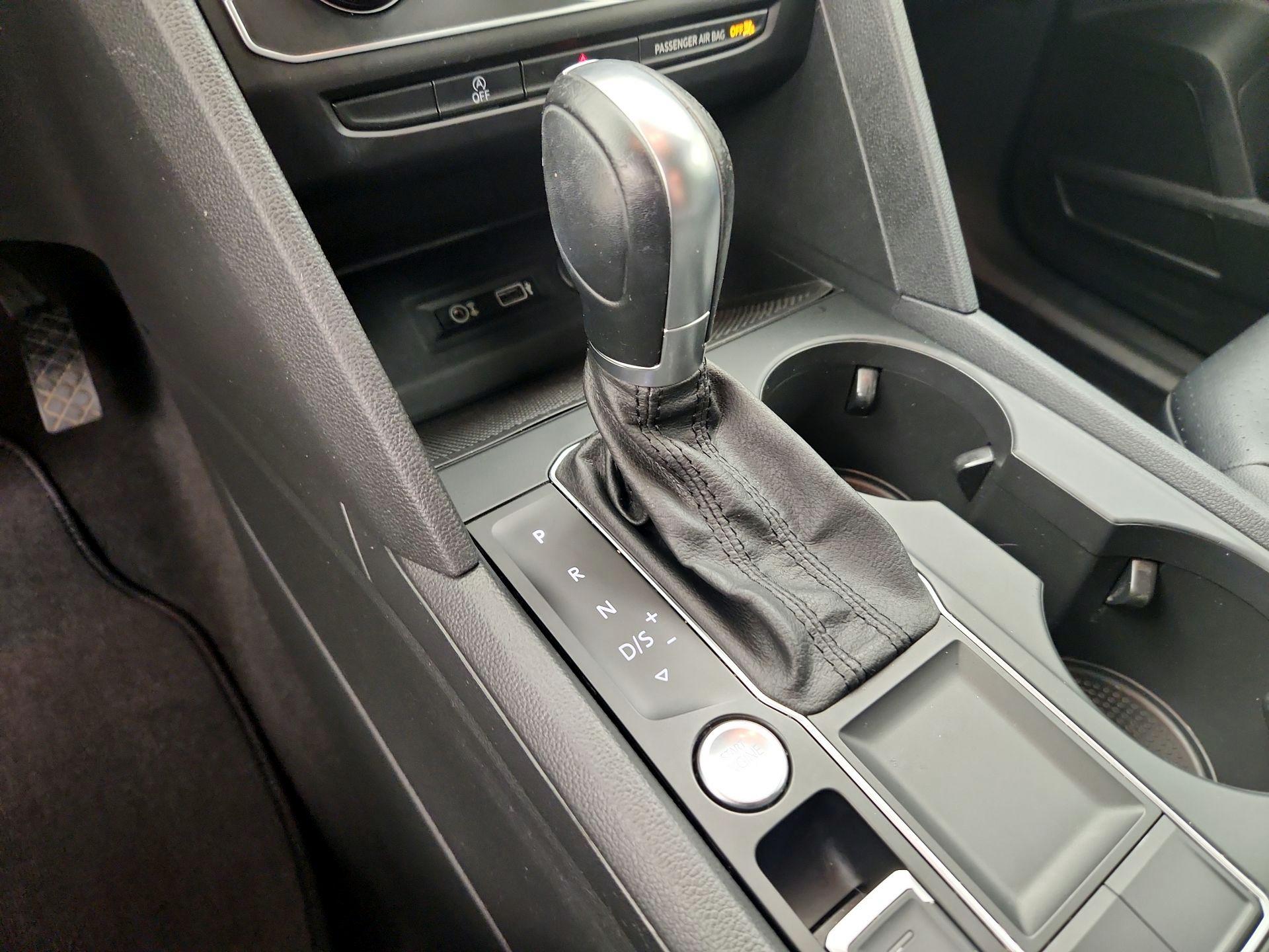Thumbnail: 2018 Volkswagen Atlas - 17
